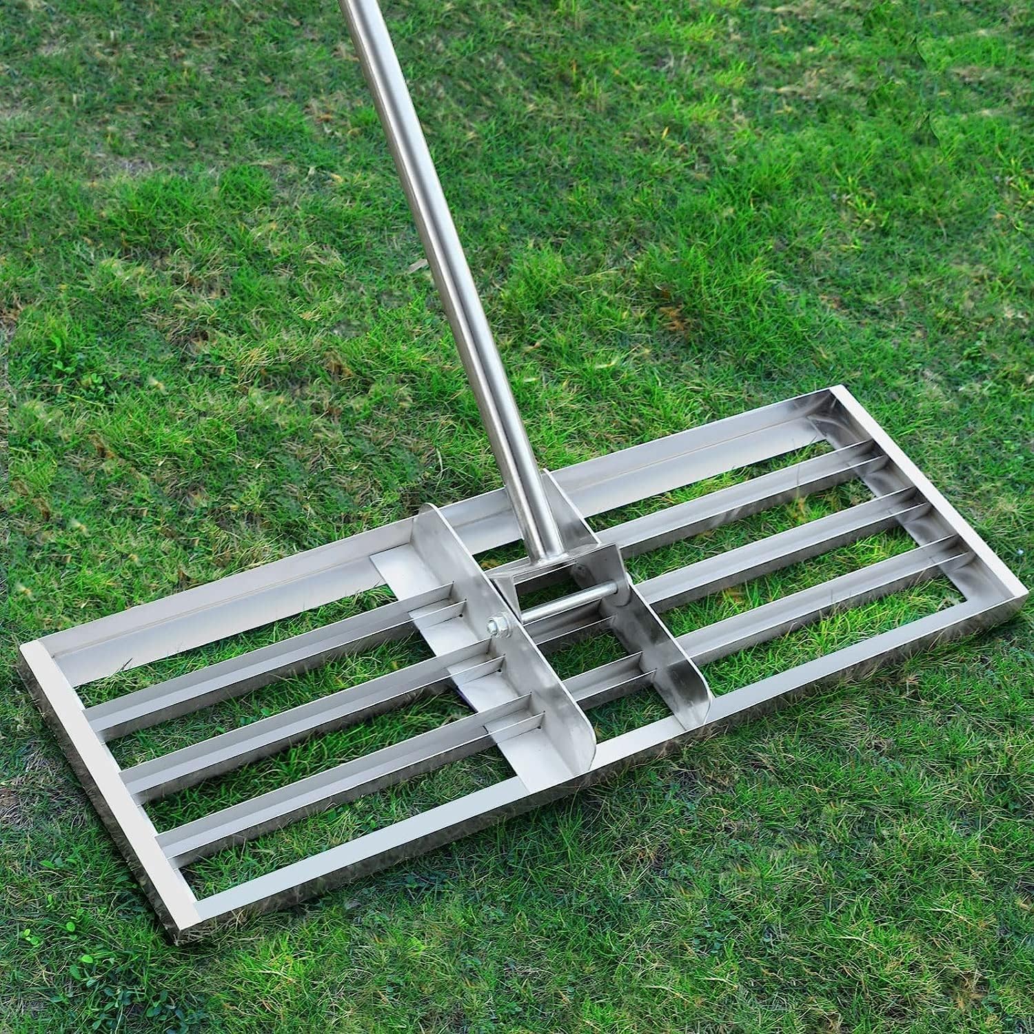 Opmeiro Rastrillo de nivelación de césped, herramienta de nivel de césped de acero inoxidable de 30 x 10 pulgadas con mango extra largo ajustable de