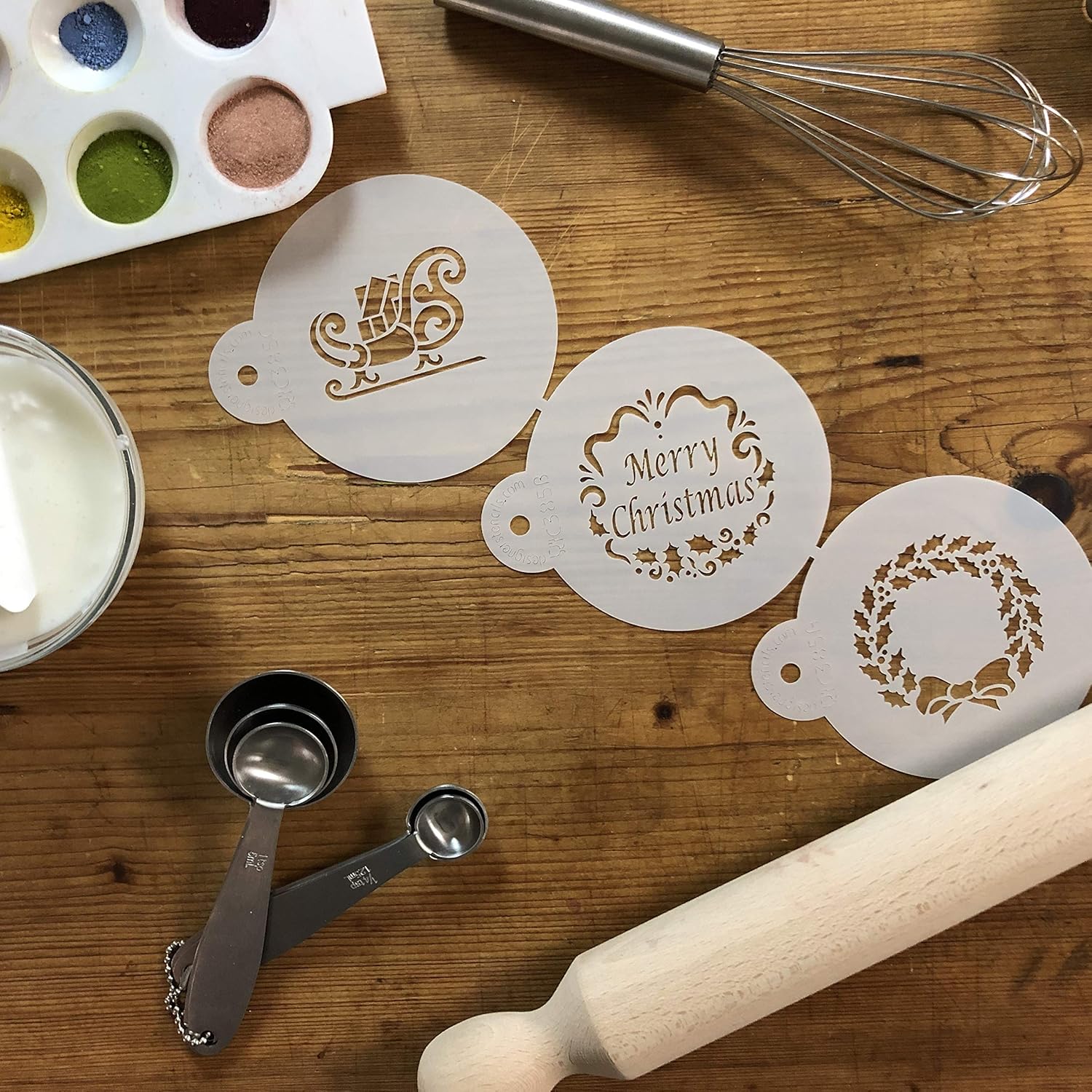 Designer Stencils Plantillas de pastel navideñas Greetings, beigesemitransparentes