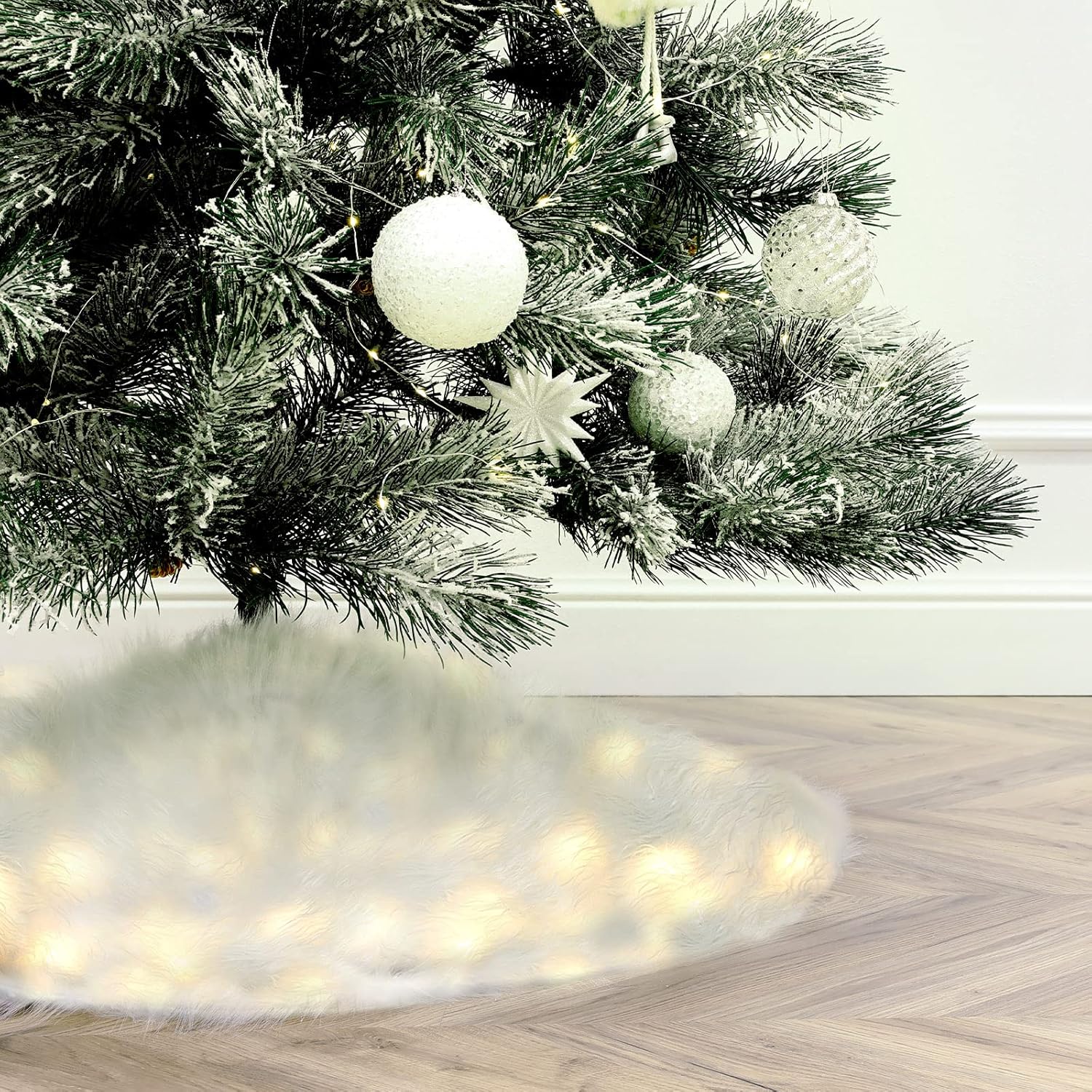 Falda de árbol de Navidad con luz LED, falda de árbol de piel sintética de felpa blanca iluminada, manta de nieve de Navidad para decoración de