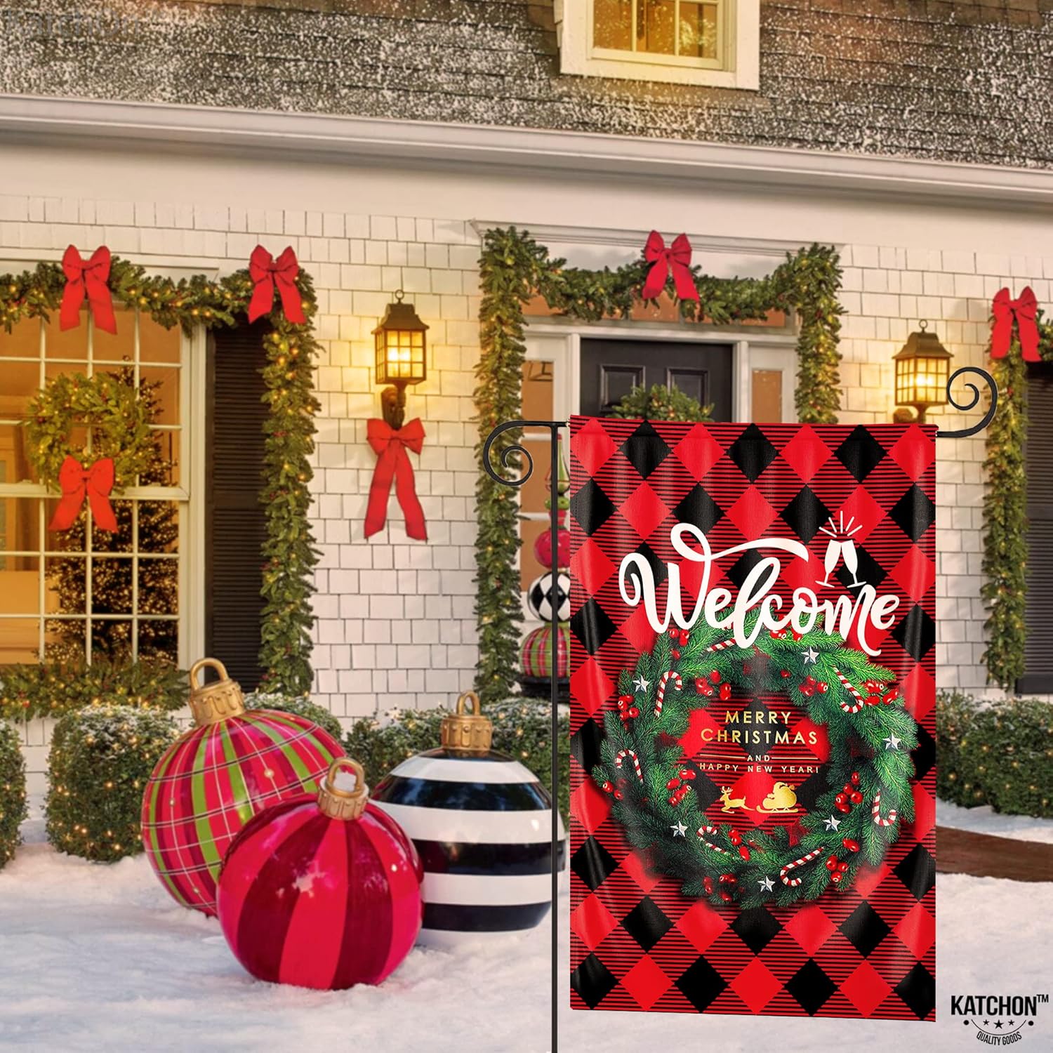 KatchOn, Bandera grande de bienvenida de Navidad para patio, 28 x 40 pulgadas, doble cara, bandera de feliz Navidad y feliz año nuevo, bandera de
