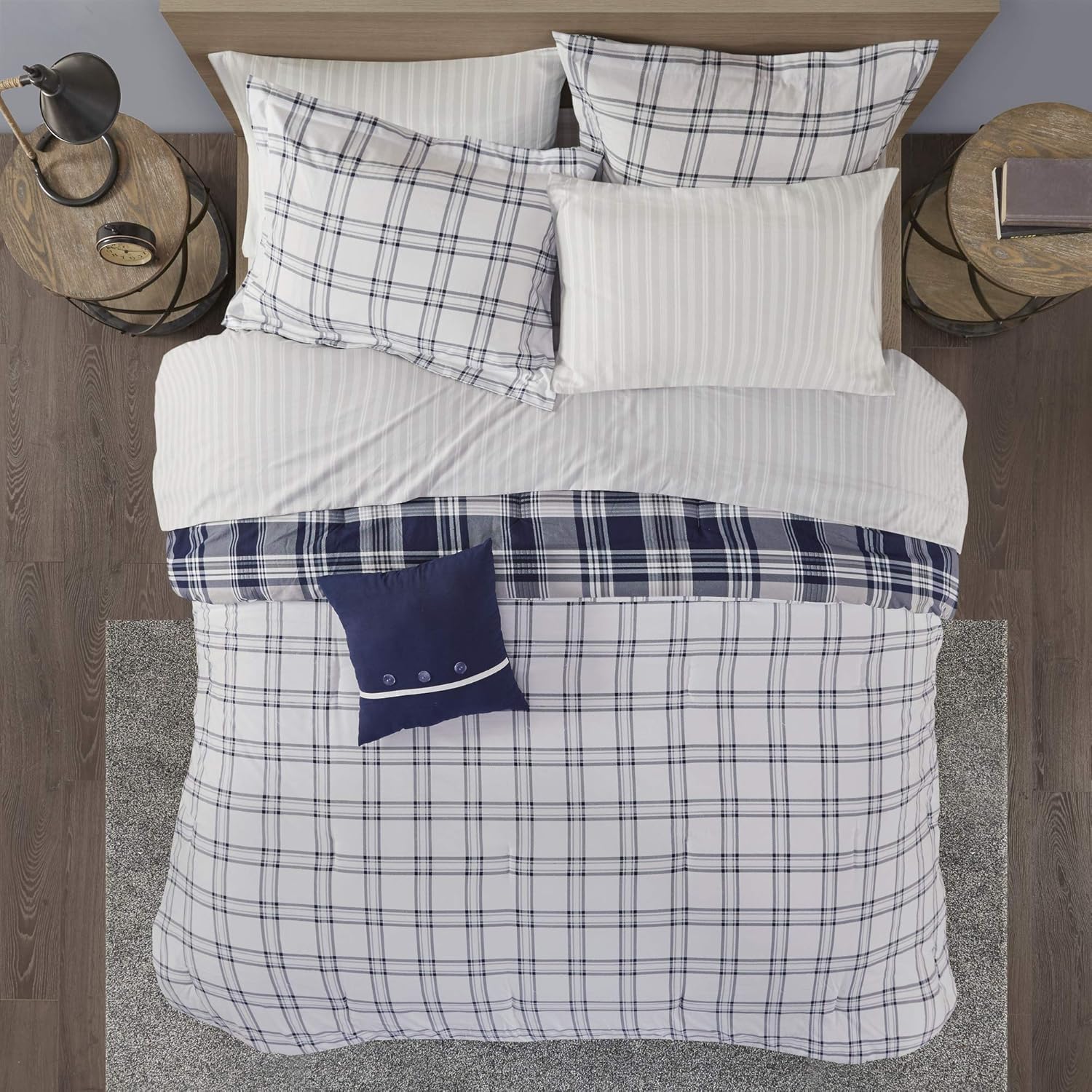 Madison Park Essentials Cozy Bed in A Bag – Edredón reversible con juego de sábanas completo, diseño casual de cabaña a cuadros, funda para todas