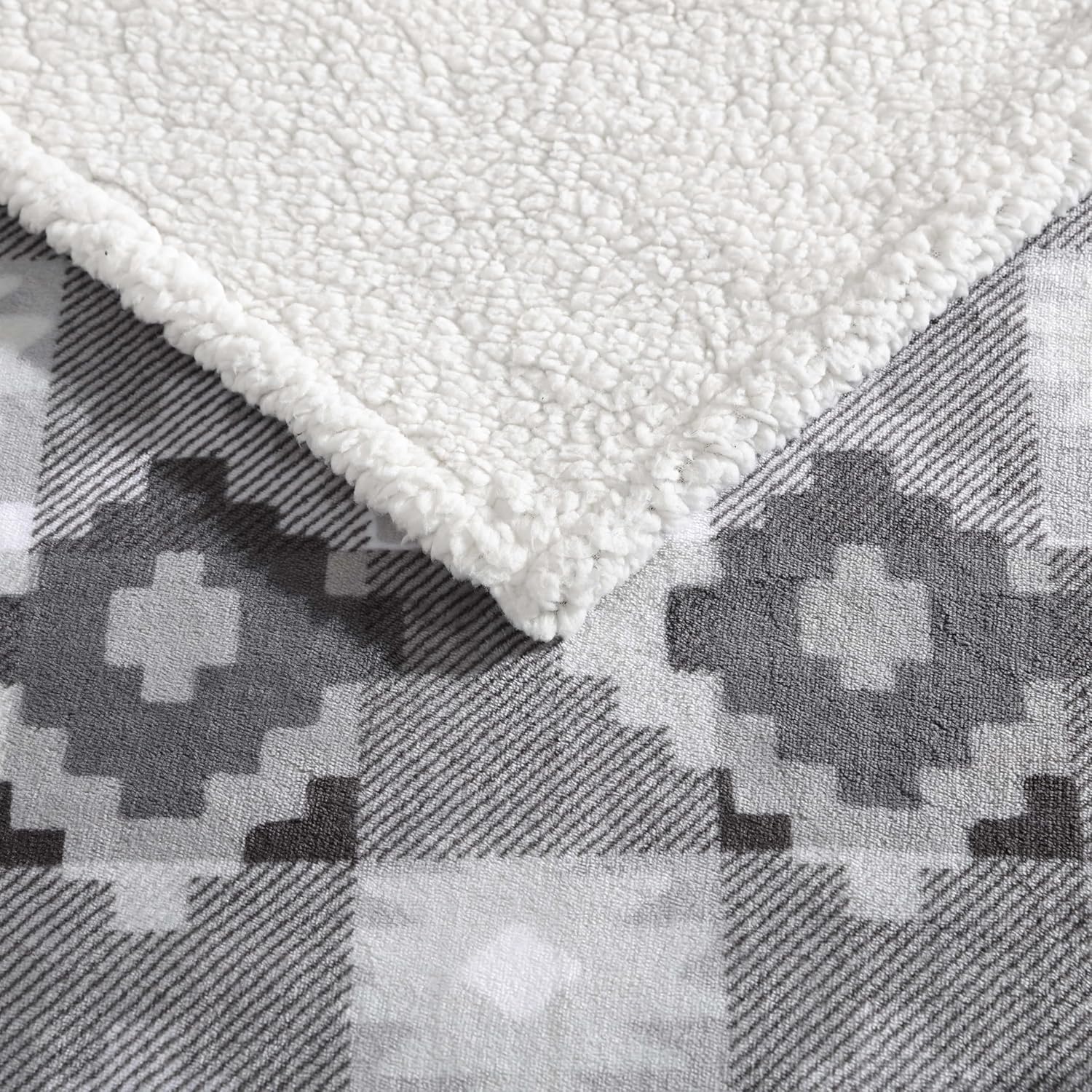 Eddie Bauer Ultra Plush Collection Manta reversible de vellón, suave y acogedora, perfecta para cama o sofá, (Copper Creek Grey), gris