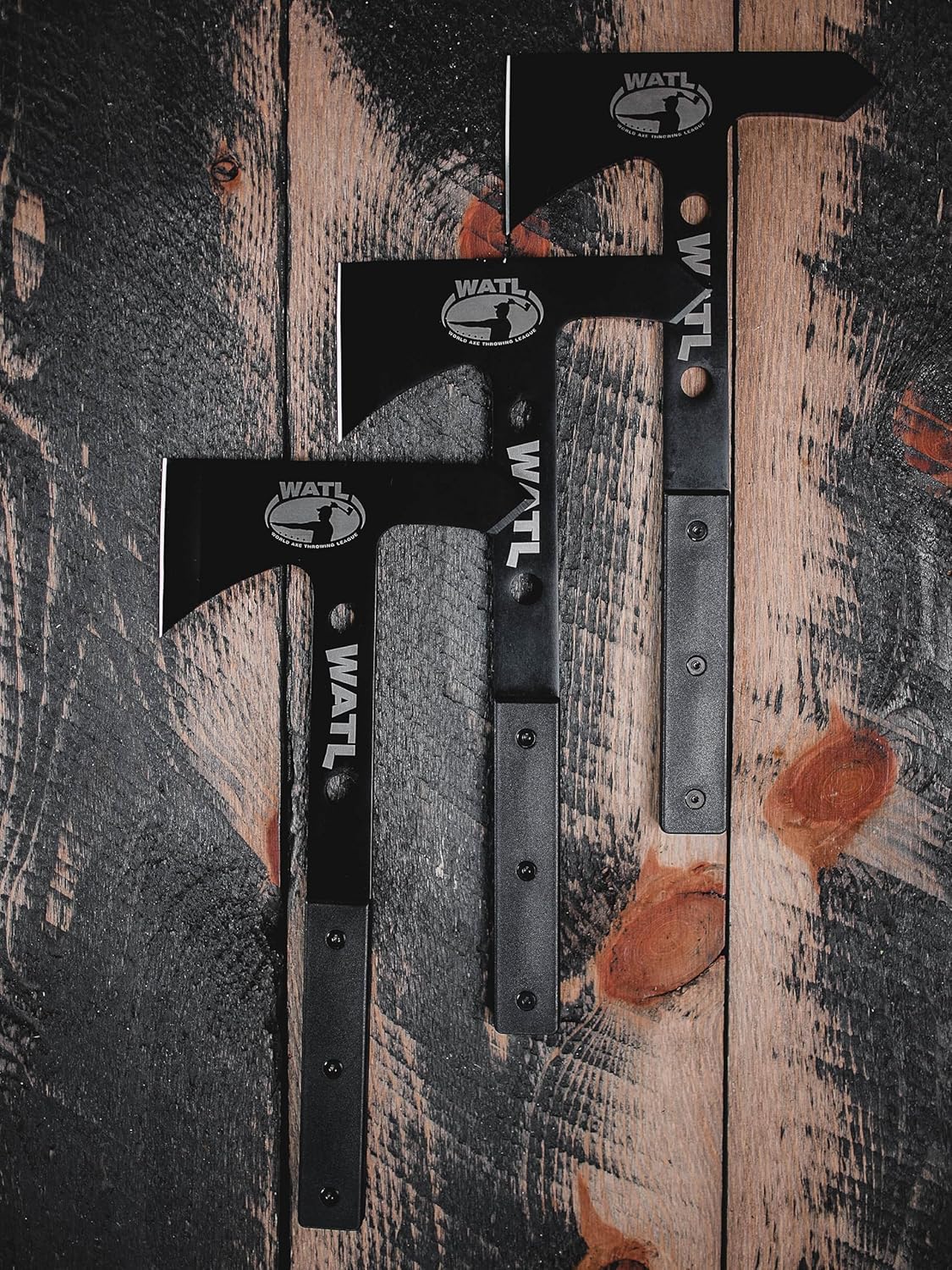 El nuevo y mejorado juego de lanzar Hawk de WATL Competition World Axe Throwing League Tomahawks con funda de nailon para lanzar hacha y asas