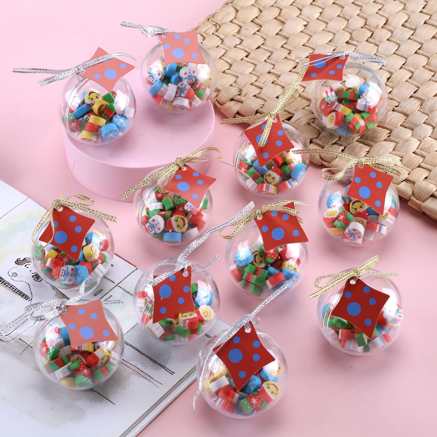 12 borradores de Navidad con paquete de bolas, borradores de Navidad para niños, rellenos de calcetines para niños, decoraciones de Navidad y