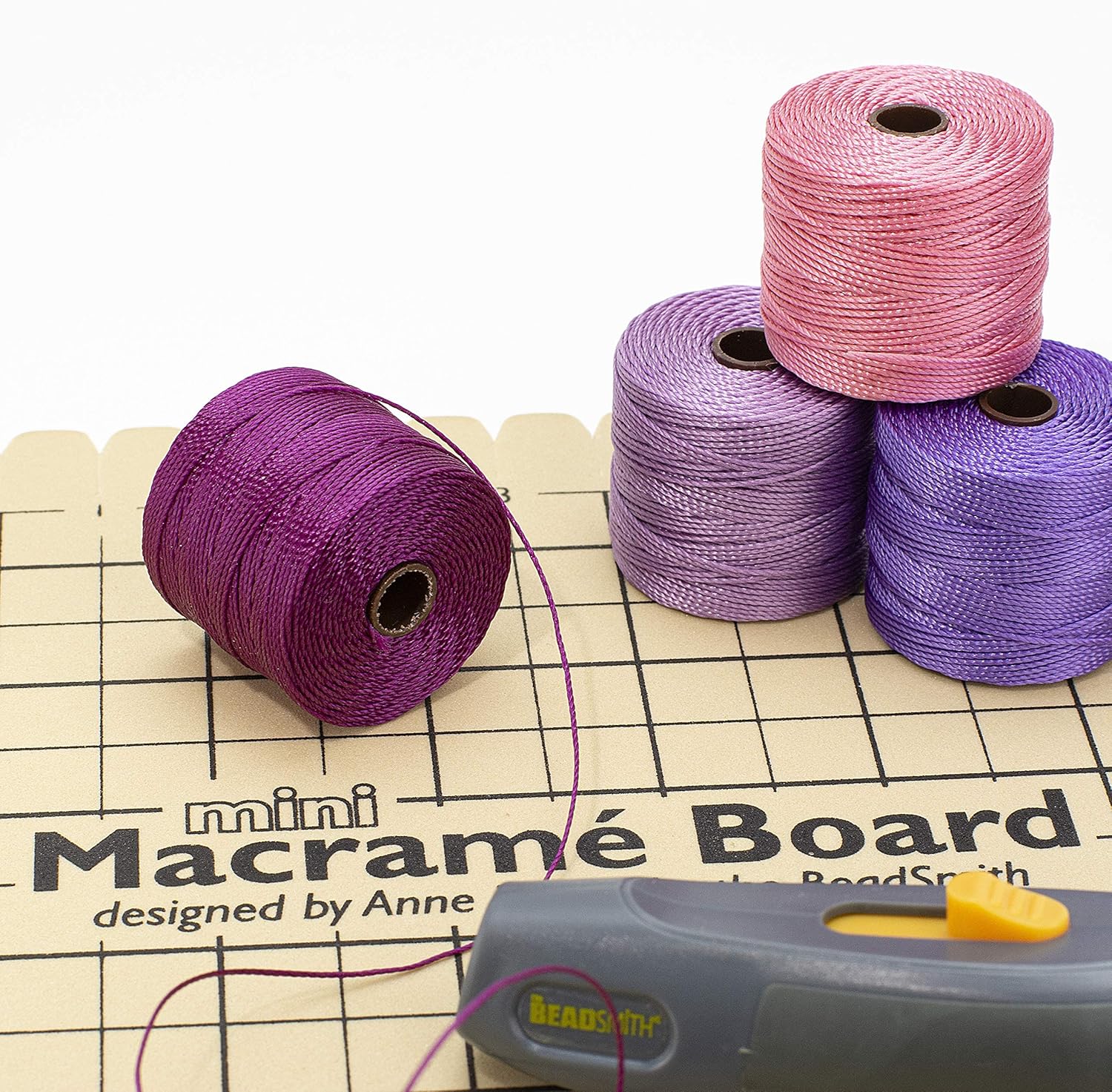 Beadsmith S-Lon #18 – Cordón con 12 carretes (mezcla de primavera), ideal para atar cuentas de ganchillo y joyas de micro macramé