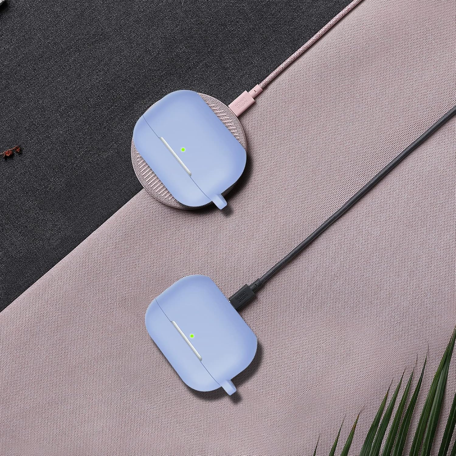 MATEPROX Funda para AirPods Pro 2 con llaverocorrea de mano, AirPods Pro de 2 generación 2022 protectora de silicona a prueba de golpes, compatible