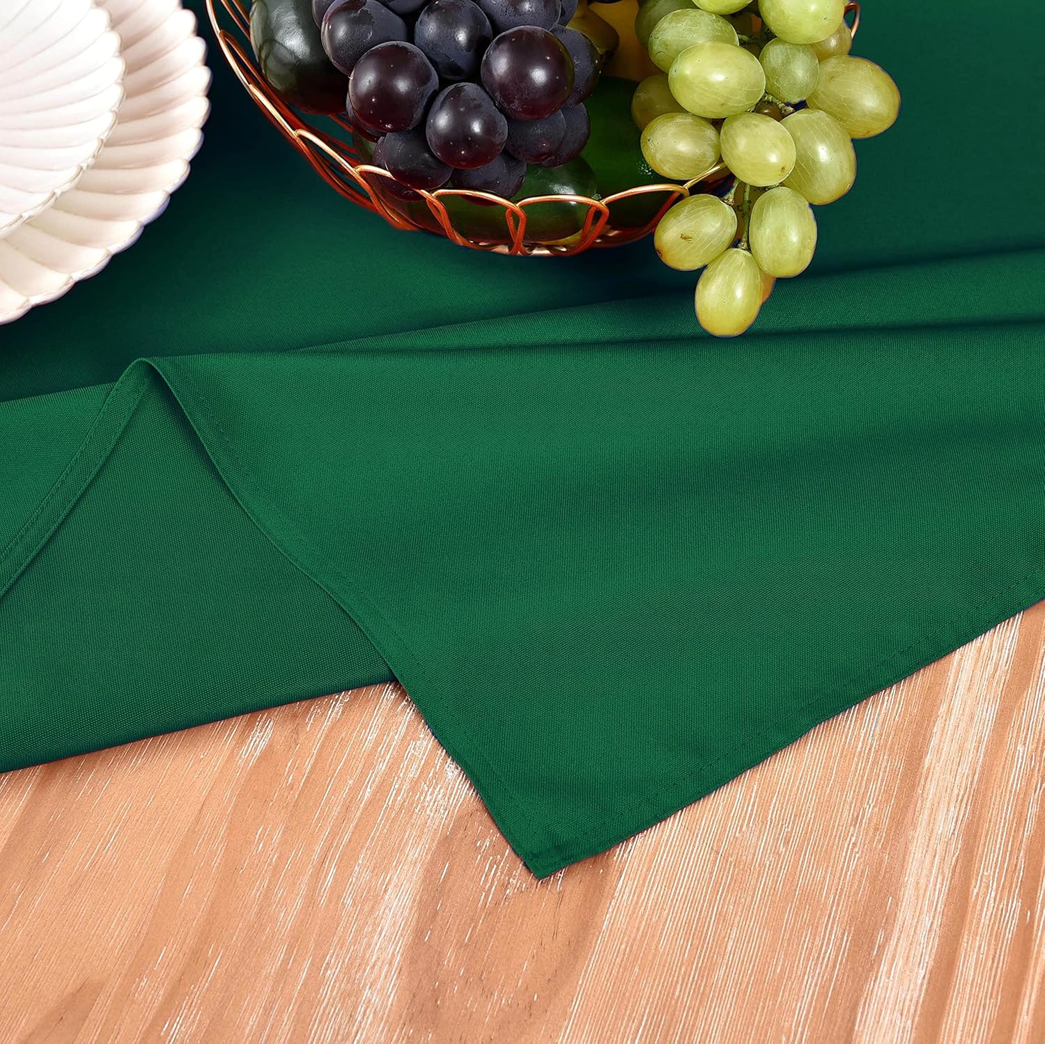 MEANMOY Mantel cuadrado color verde de 7.35 ozm, resistente al agua y a las manchas, mantel rectangular sólido de 54 x 54 pulgadas, tela de