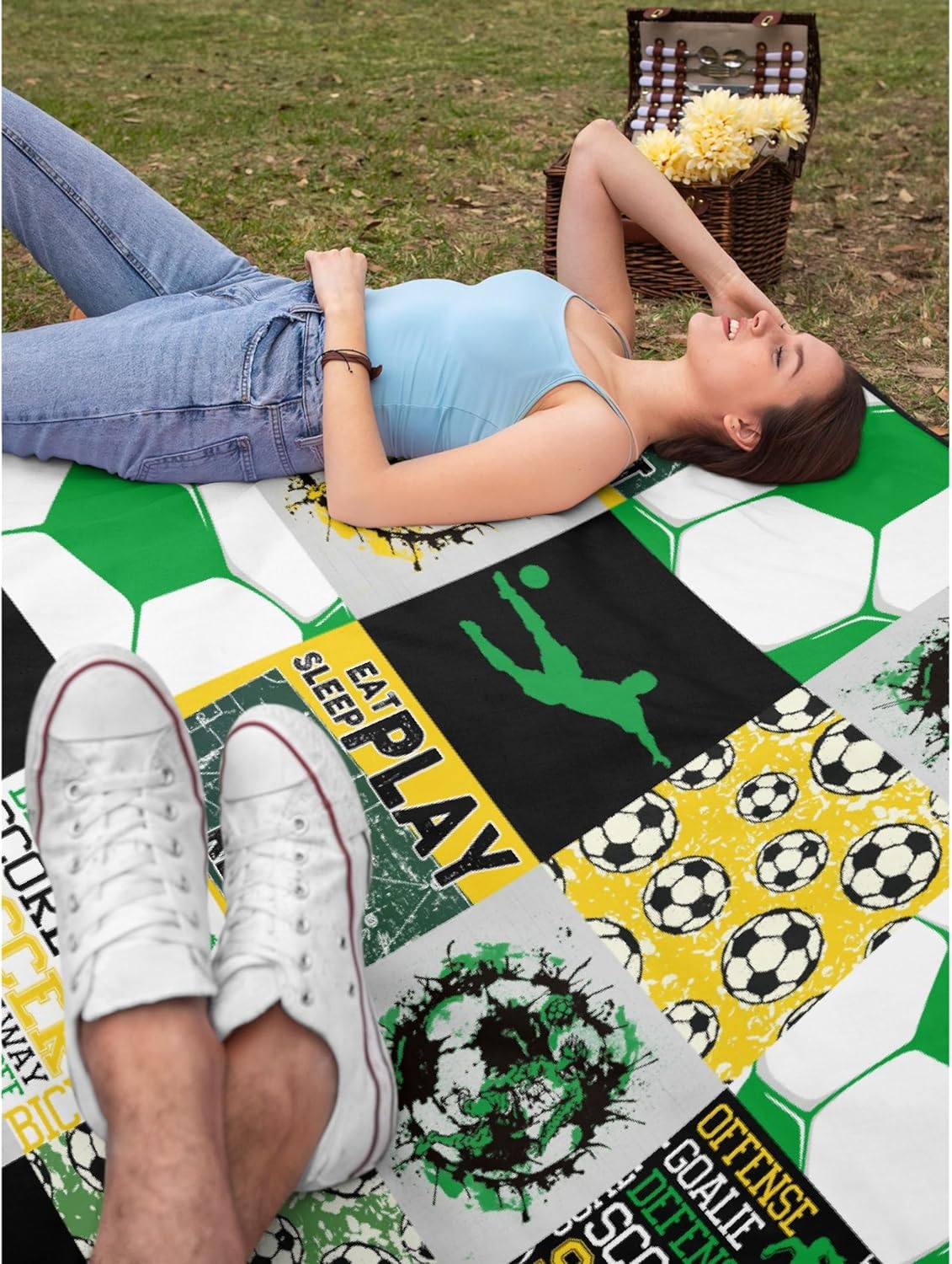 Manta de fútbol suave y ligera, manta de franela de regalo para mujeres pequeñas, manta para cama, sofá y viaje, 50 x 40 pulgadas, S para niños