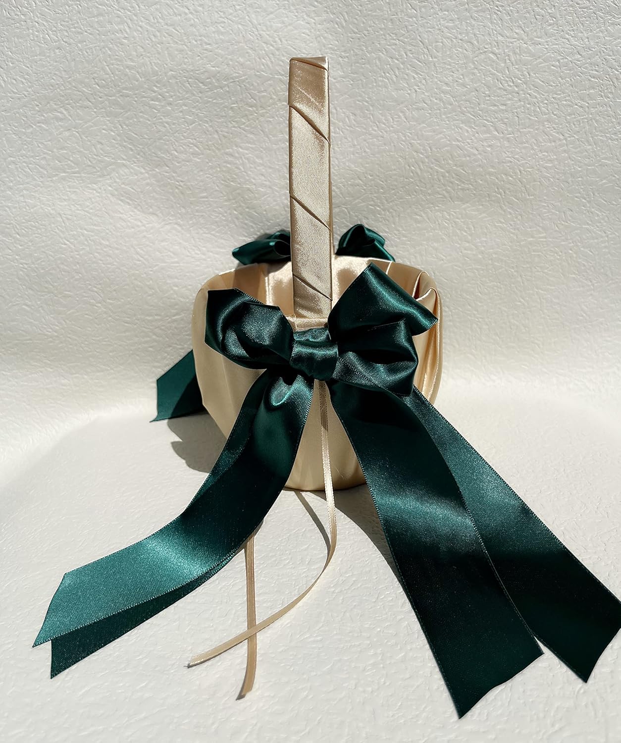 Uwedding Cesta de boda dorada para niña con lazo de satén verde oscuro, decoración de boda, aniversario, renovación de votos, recuerdo de fiesta,