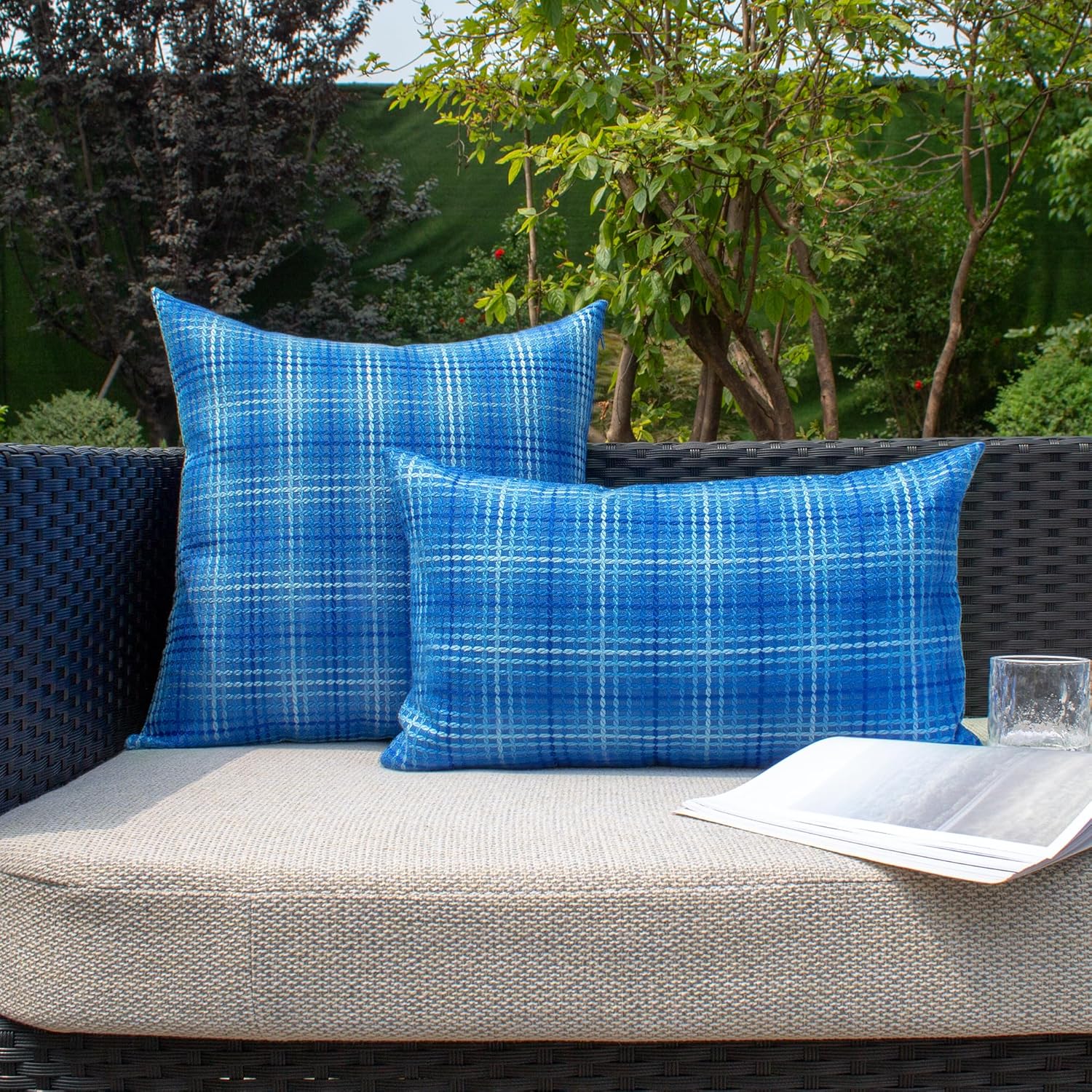 Kevin Textile – Juego de 2 fundas de almohada impermeables para exteriores para muebles de patio, fundas de cojín decorativas de lino para