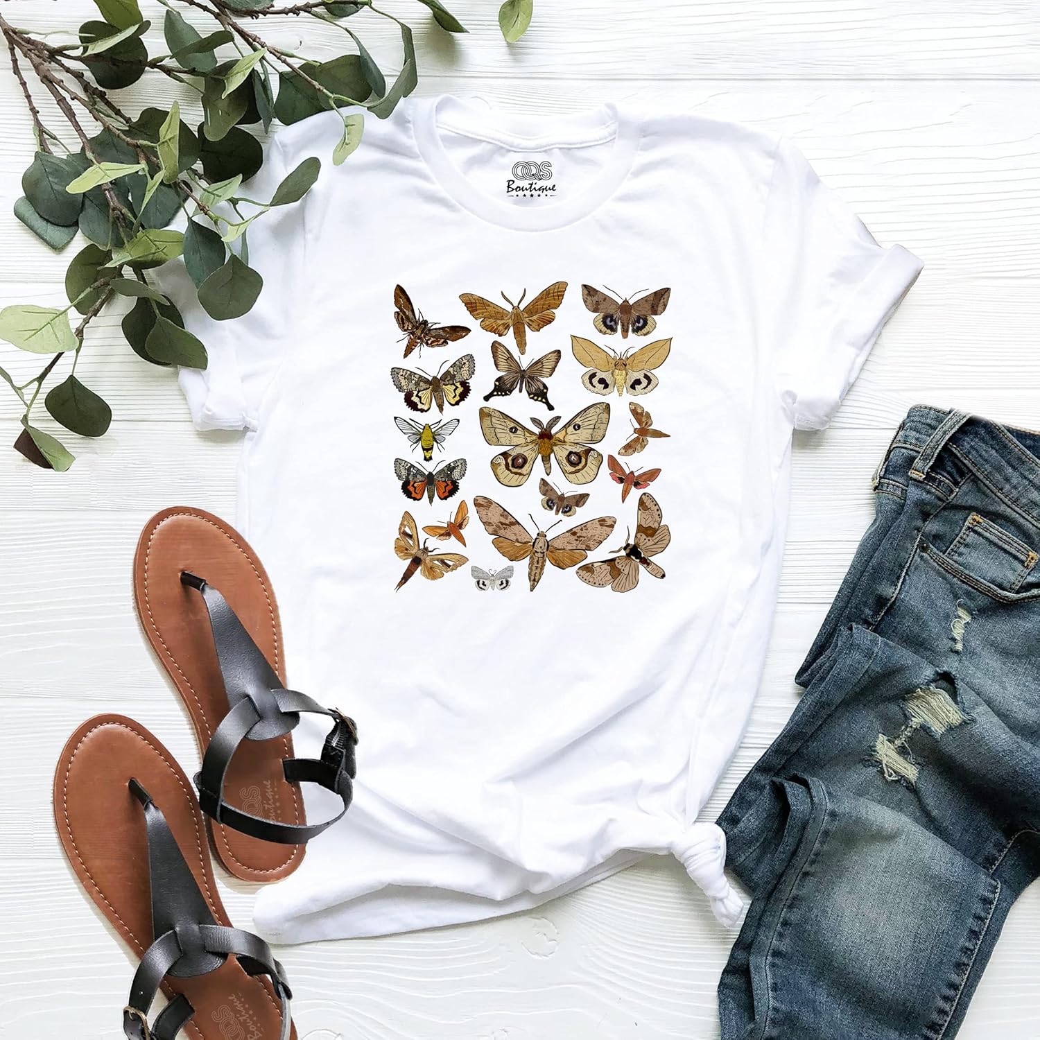Aesthetic Moth Insect T-shirt, Cottagecore Nature Illustration Graphic Tee, Botanical Shirt, Unisex Entomology Clothes, Butterfly Spiritual T Shirt,