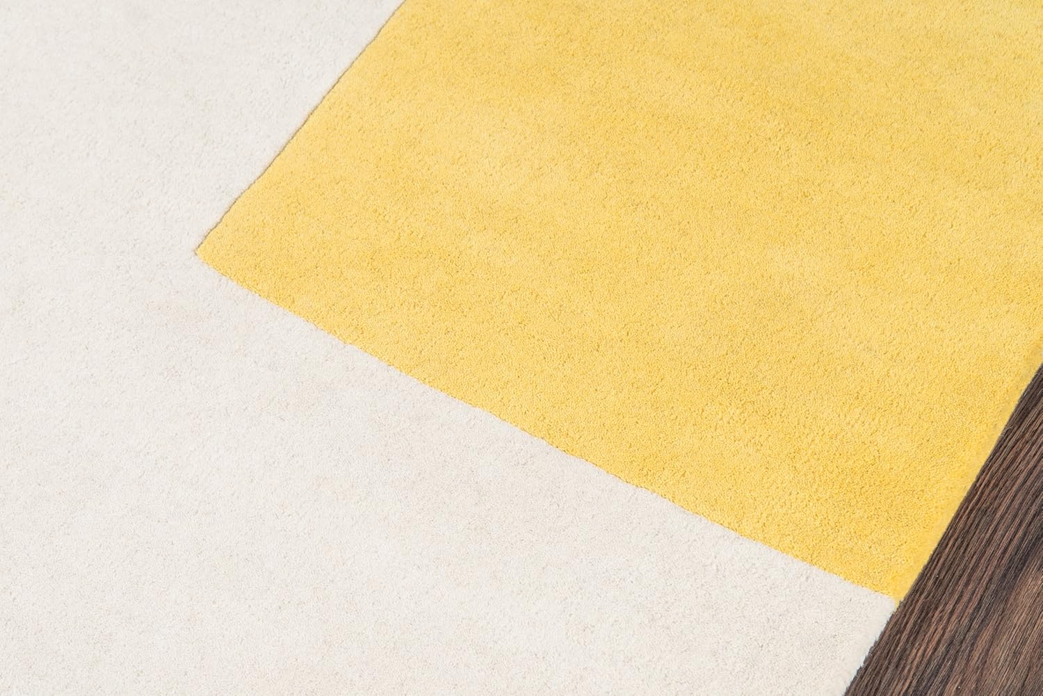 Novogratz Delmar Collection Chevalier – Alfombra de área, 5 pies x 8 pies, color amarillo