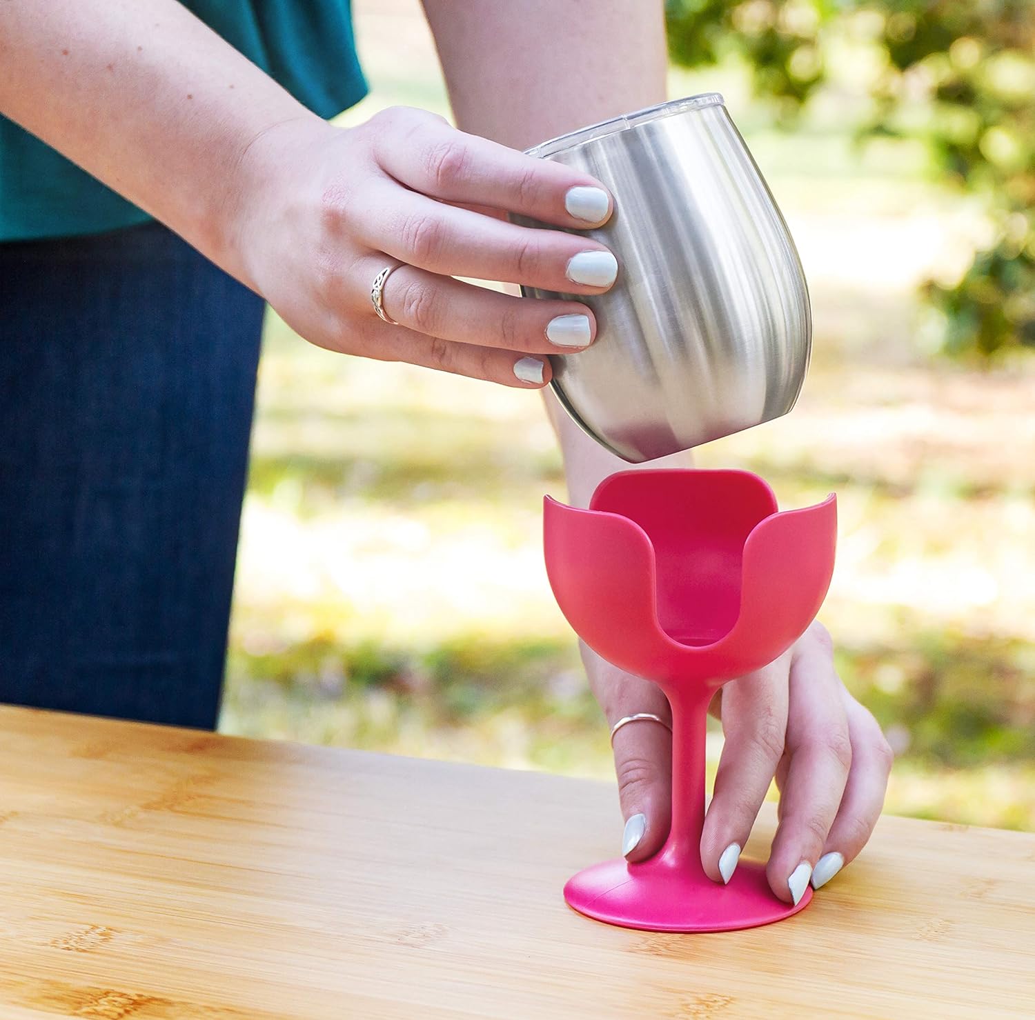 Camco Life is Better at The Campsite – Vaso de vino  Aislamiento al vacío de doble pared resistente  Hecho de acero inoxidable 188  Tallos