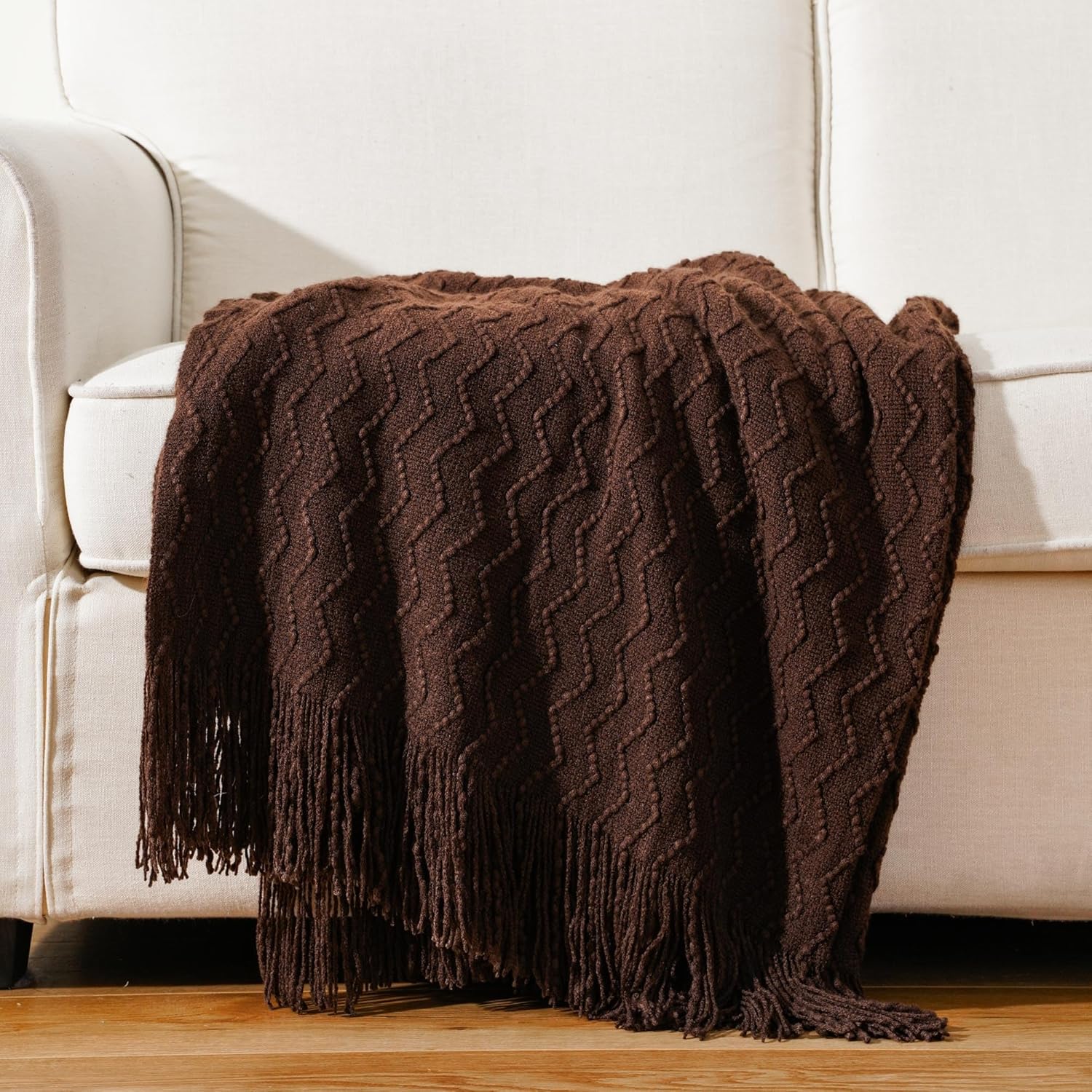 BATTILO HOME Manta marrón oscuro para sofá, manta bohemia para decoración del hogar, manta decorativa de punto chocolate para silla, sofá, cama, 50