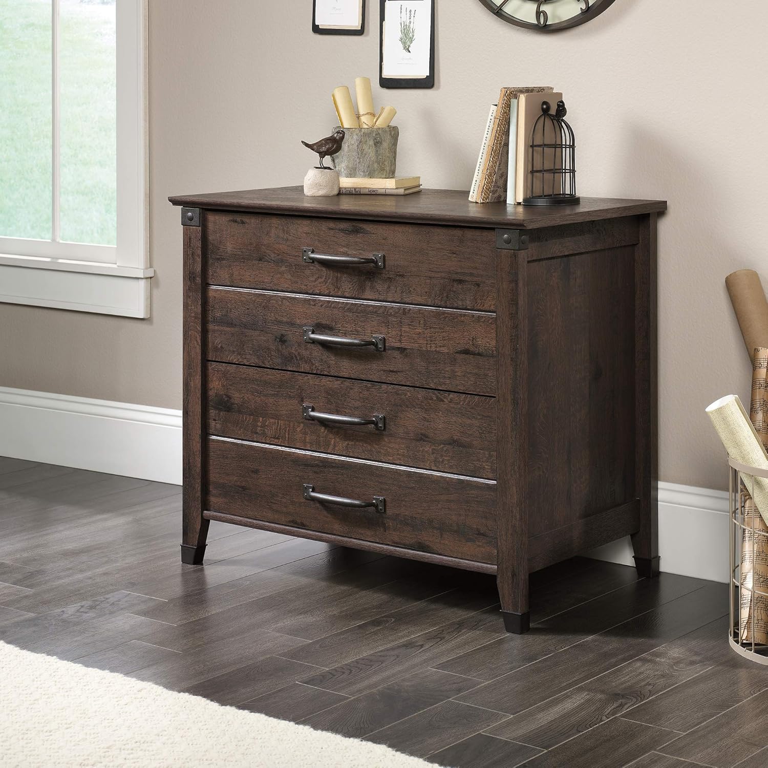 Sauder Carson Forge – Archivador lateral, acabado roble café