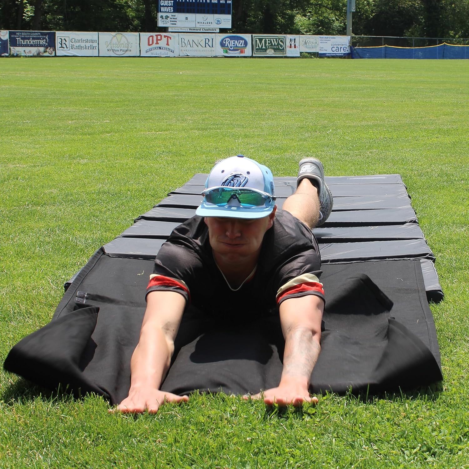 On Deck Sports – Alfombrilla de entrenamiento deslizante de béisbol y sóftbol  Alfombrilla deslizante para interiores y exteriores con diseño