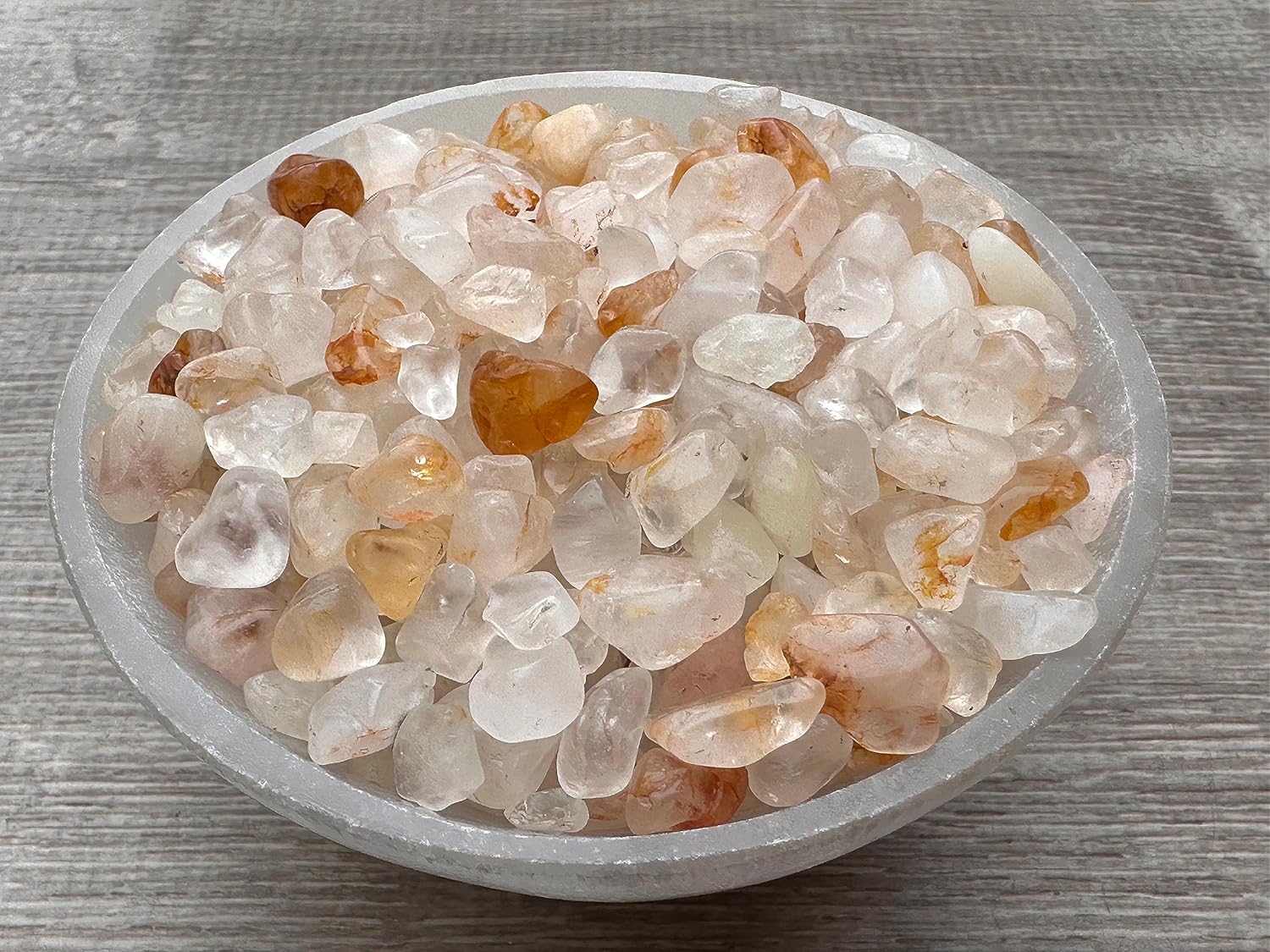 Chips de piedras preciosas de cuarzo curandero dorado natural al por mayor, mini cristales triturados, chips de cristal sin perforar (cuarzo