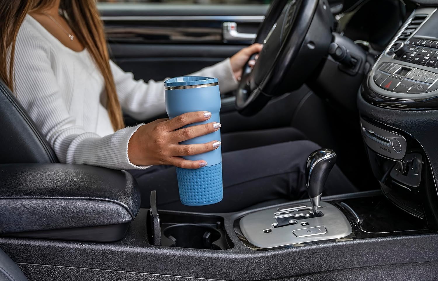 Pelican Hydration Pelican Cascade – Vaso aislado al vacío de 22 onzas, acero inoxidable reciclado de doble pared de viaje con doble tapa, taza de