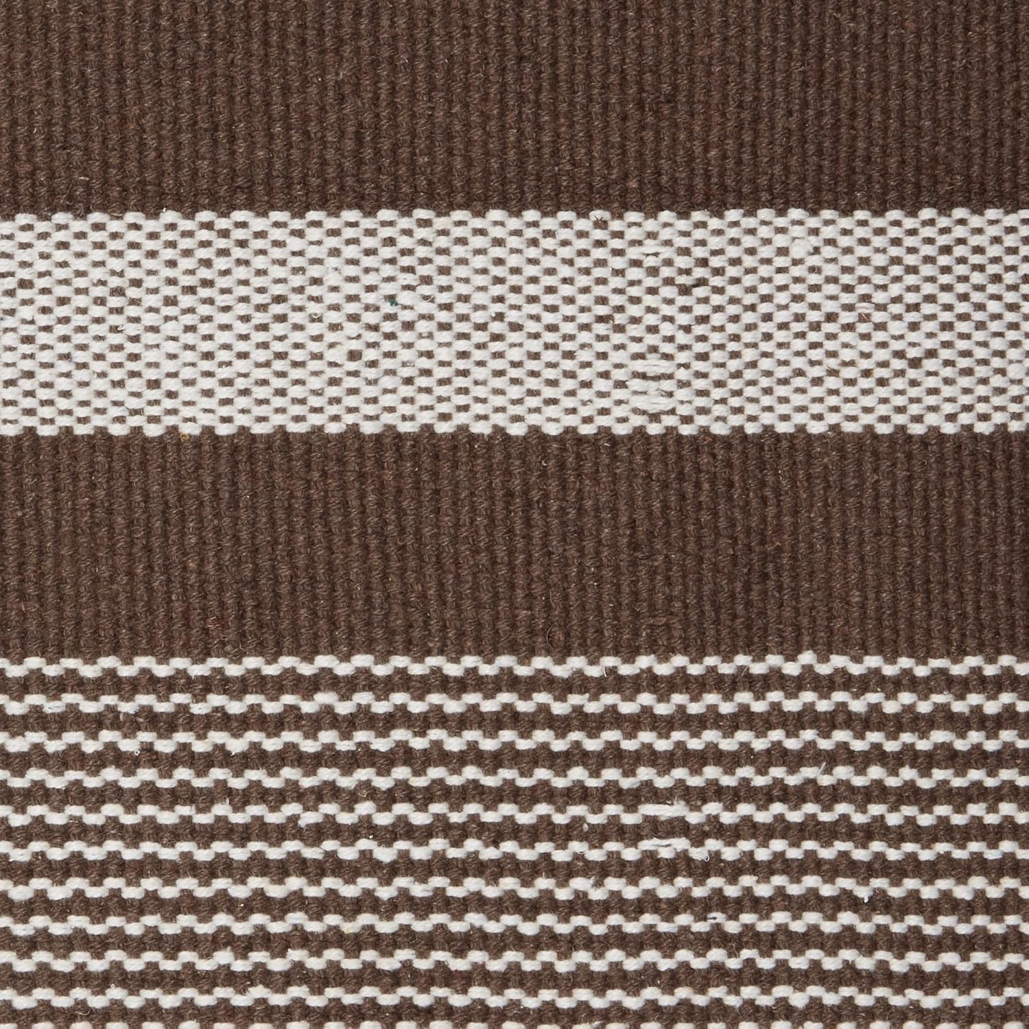 DII Woven Rag Rug Collection – Alfombra de hilo reciclado a rayas, 2 x 3 pies, color marrón cuero