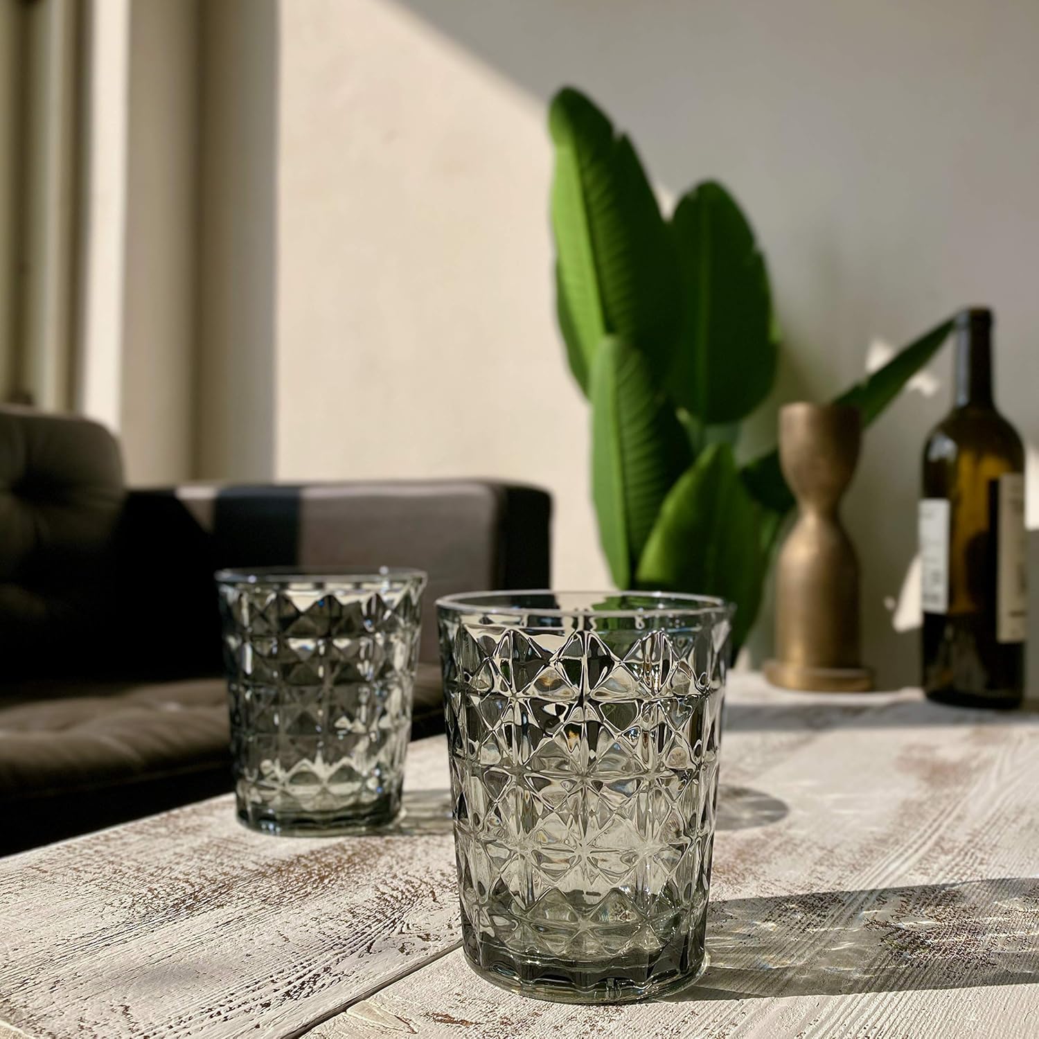 CUPID- Juego de 8 vasos acrílicos de 16 y 21 onzas, sin BPA, apilables, aptos para lavavajillas, gris-negro