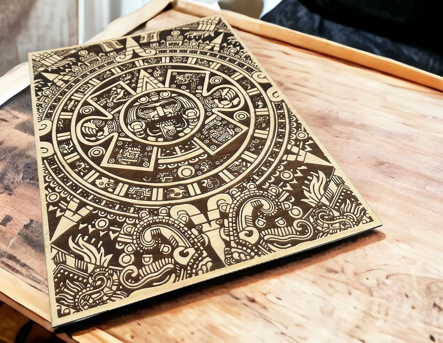 Urbalabs – Calendario azteca de madera para decoración de pared, 16 pulgadas, con zoom para colgar en la pared, calendario azteca mexicano,