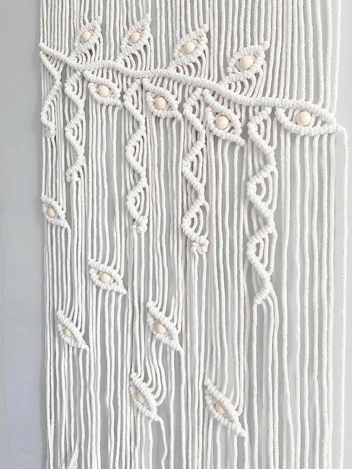 Winterdemoon Cortina de macramé para colgar en la pared, decoración bohemia con cuentas, decoración de pared de macramé, decoración de pared de