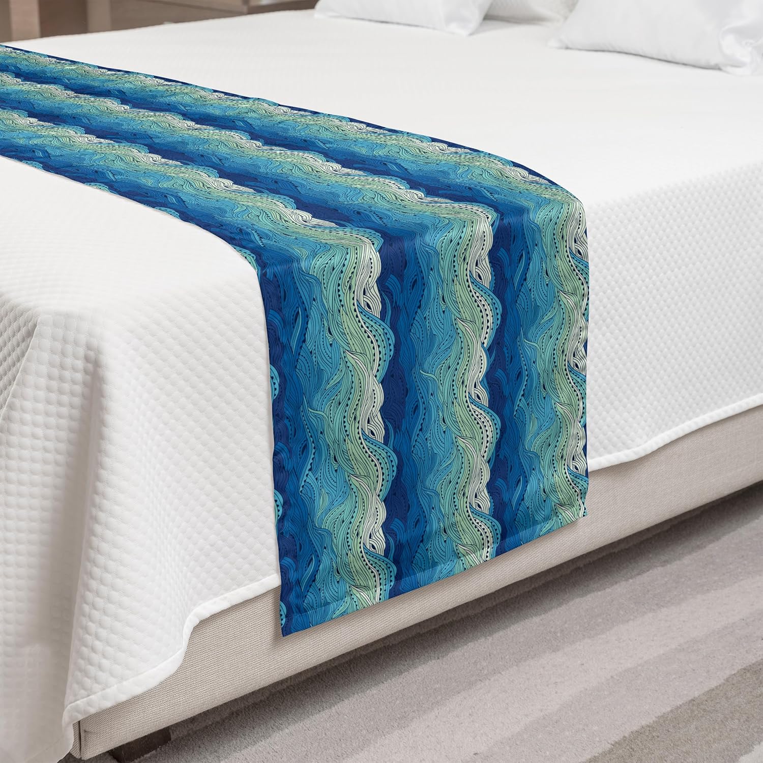 Lunarable Camino de cama acuático, arte conceptual con temática oceánica, olas dibujadas a mano, paisaje marítimo, bufanda decorativa para hoteles,