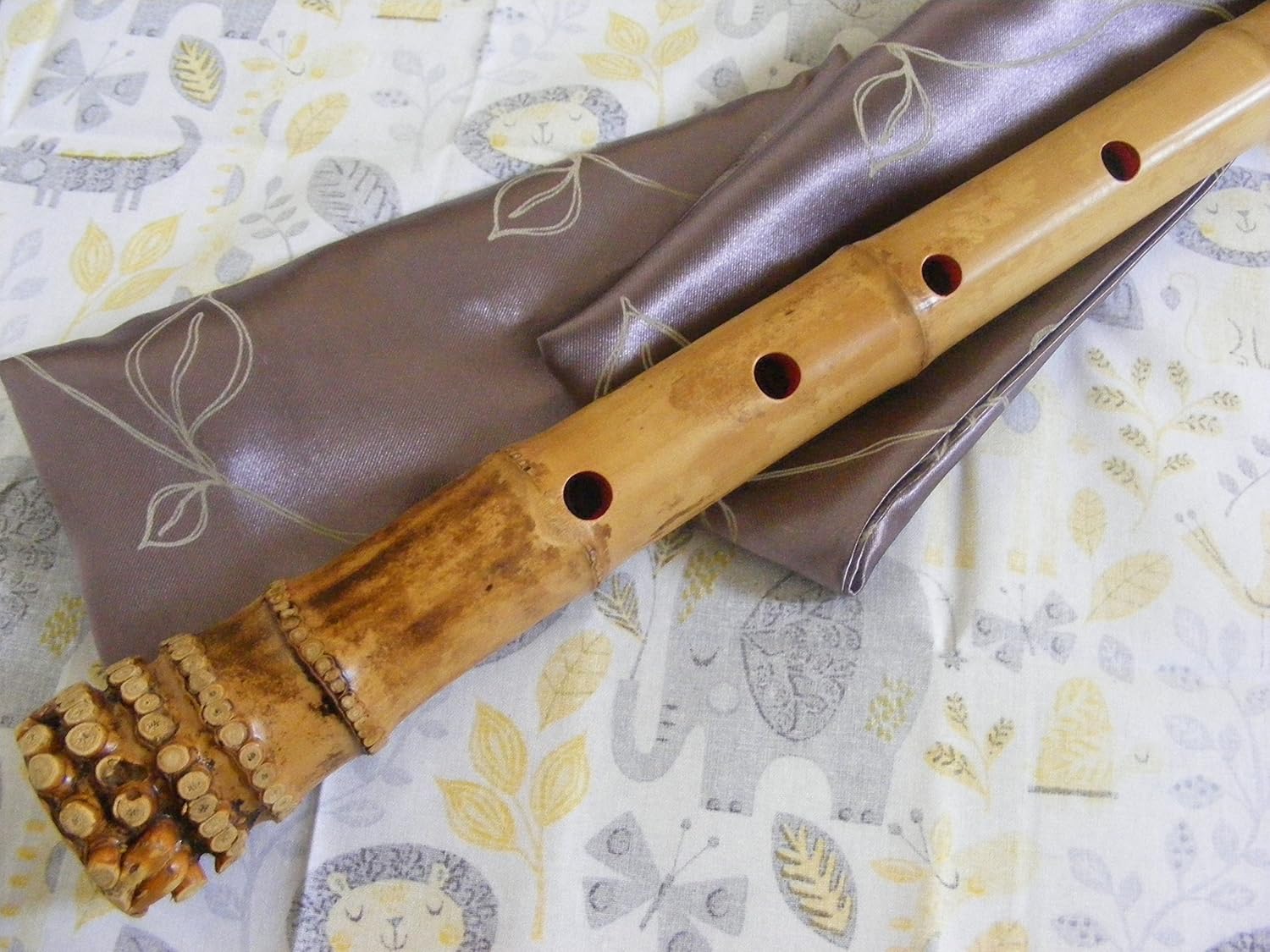 Shakuhachi – Flauta de bambú Shakuhachi estándar 1.8 con extremo de raíz y boquilla shakuhachi corte borde natural instrumento zen. instrumento