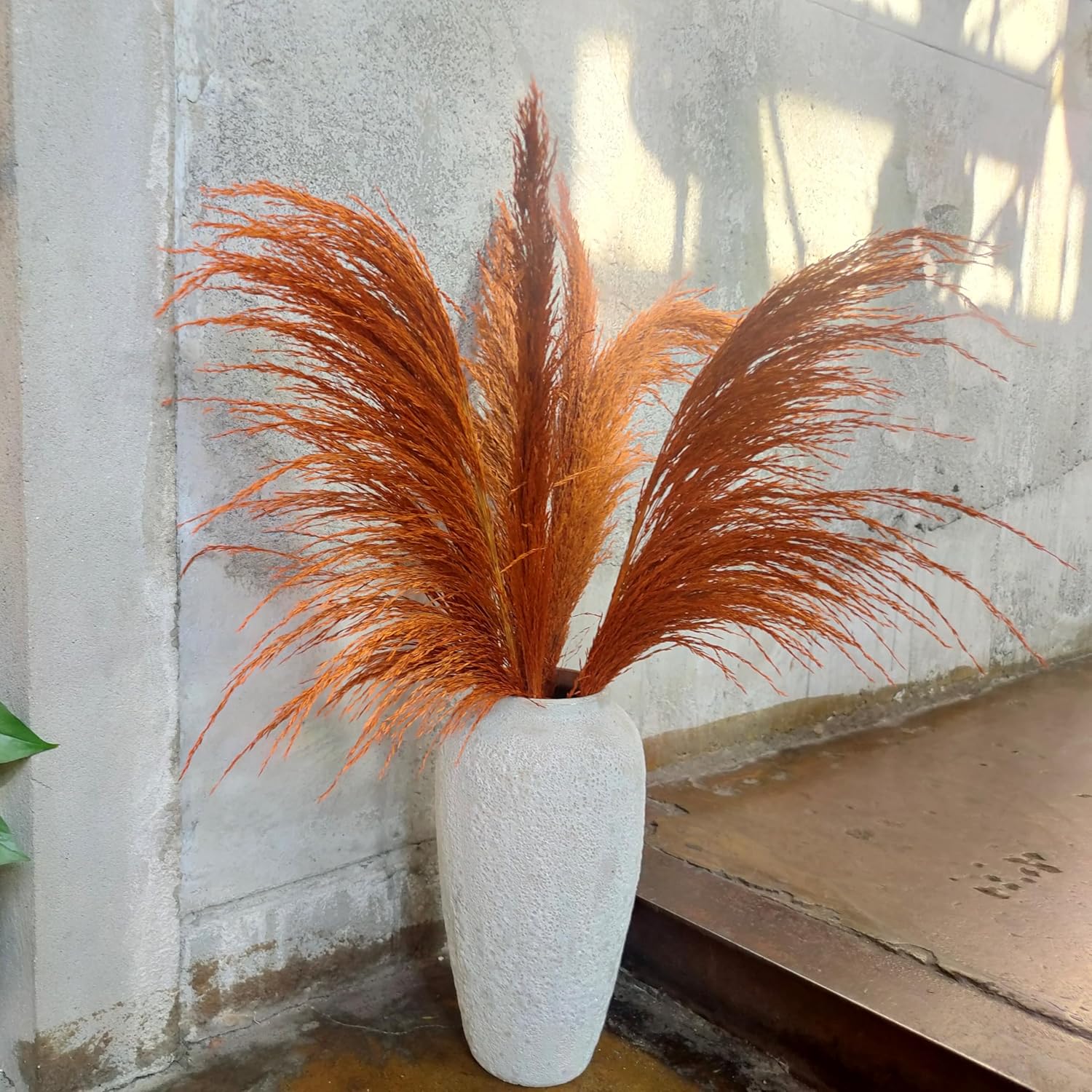 Hierba de pampa naranja quemada alta, 4 pampas marrón natural de 43.3 pulgadas, pompas florales con aroma a flores secas, elegante planta seca