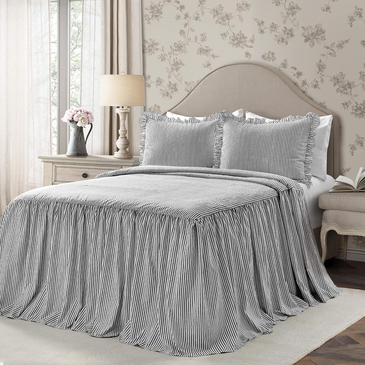 Lush Décor – Juego de Cubrecama con falda de volantes para cama sencilla, estilo Shabby Chic, juego de 2 piezas