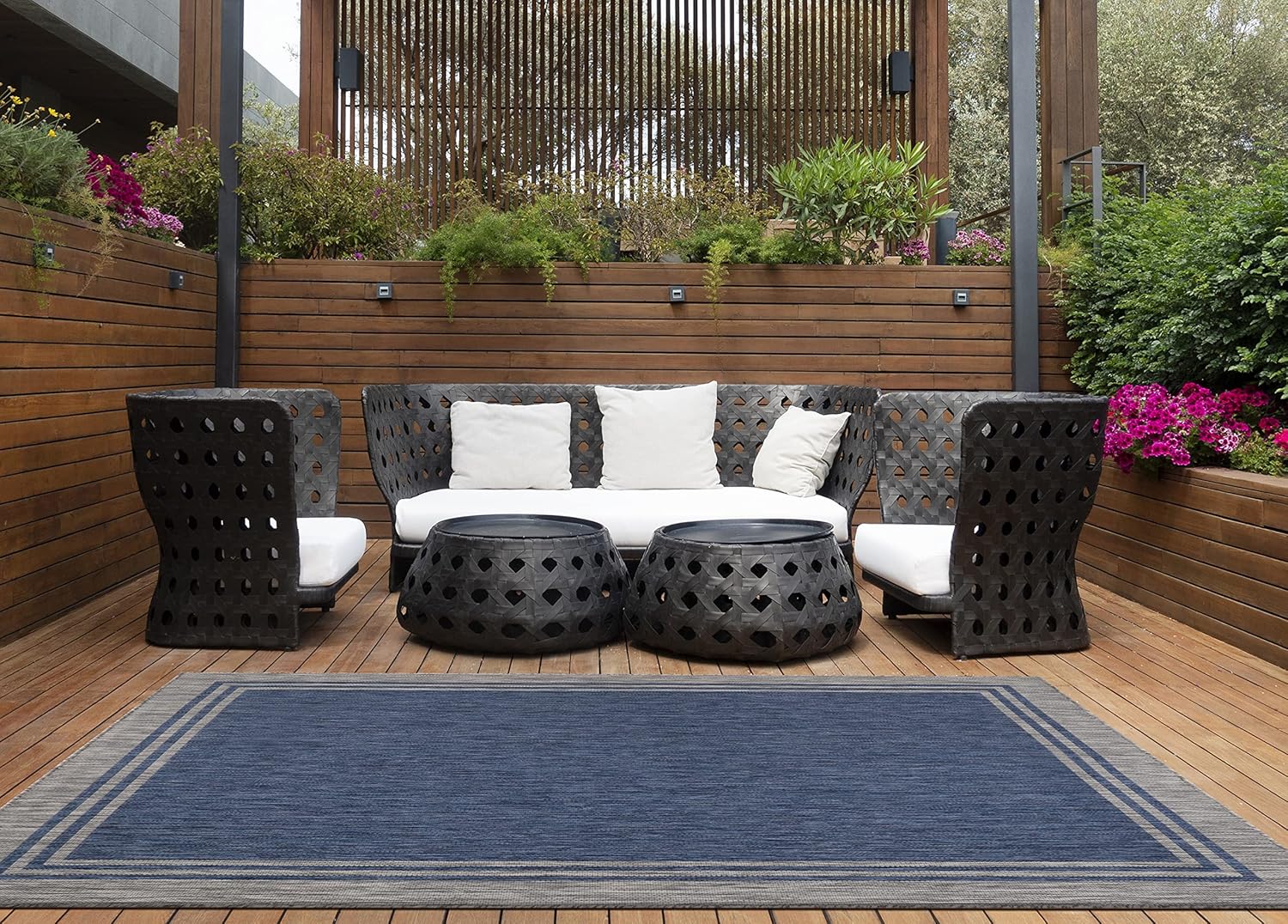 Alfombra lavable para interiores y exteriores, resistente a la intemperie, para porche, terraza, balcón, patio, 10 x 14 pulgadas, borde azul