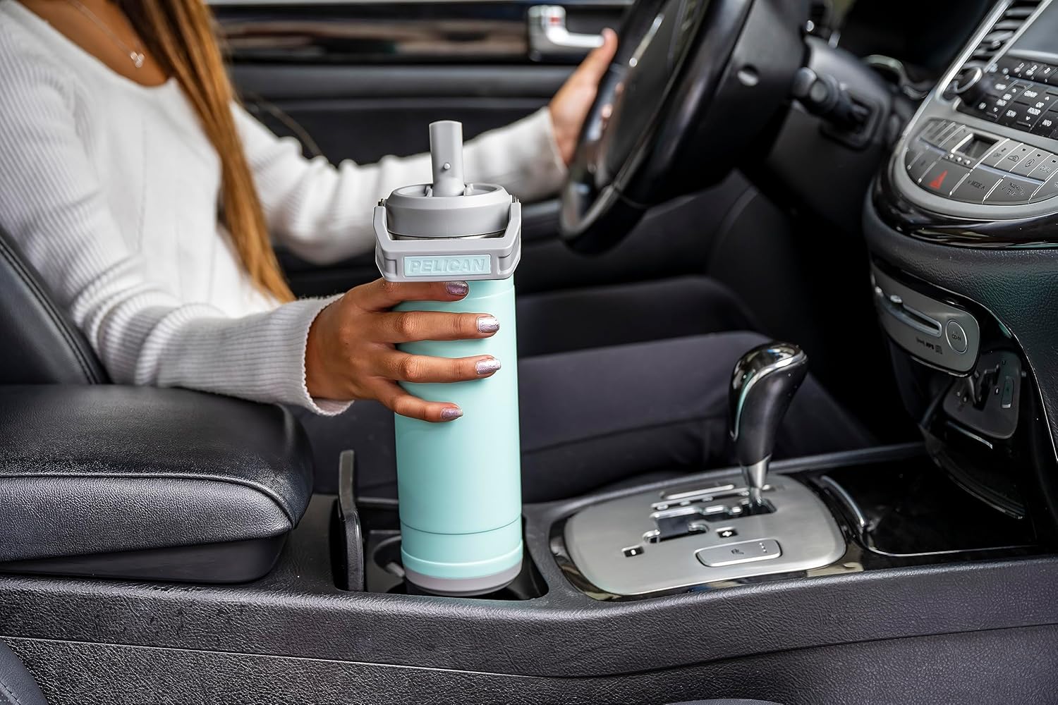 Pelican Hydration Pelican Pacific – Vaso aislado al vacío de 26 onzas, acero inoxidable reciclado de doble pared de viaje con doble tapa, botella de