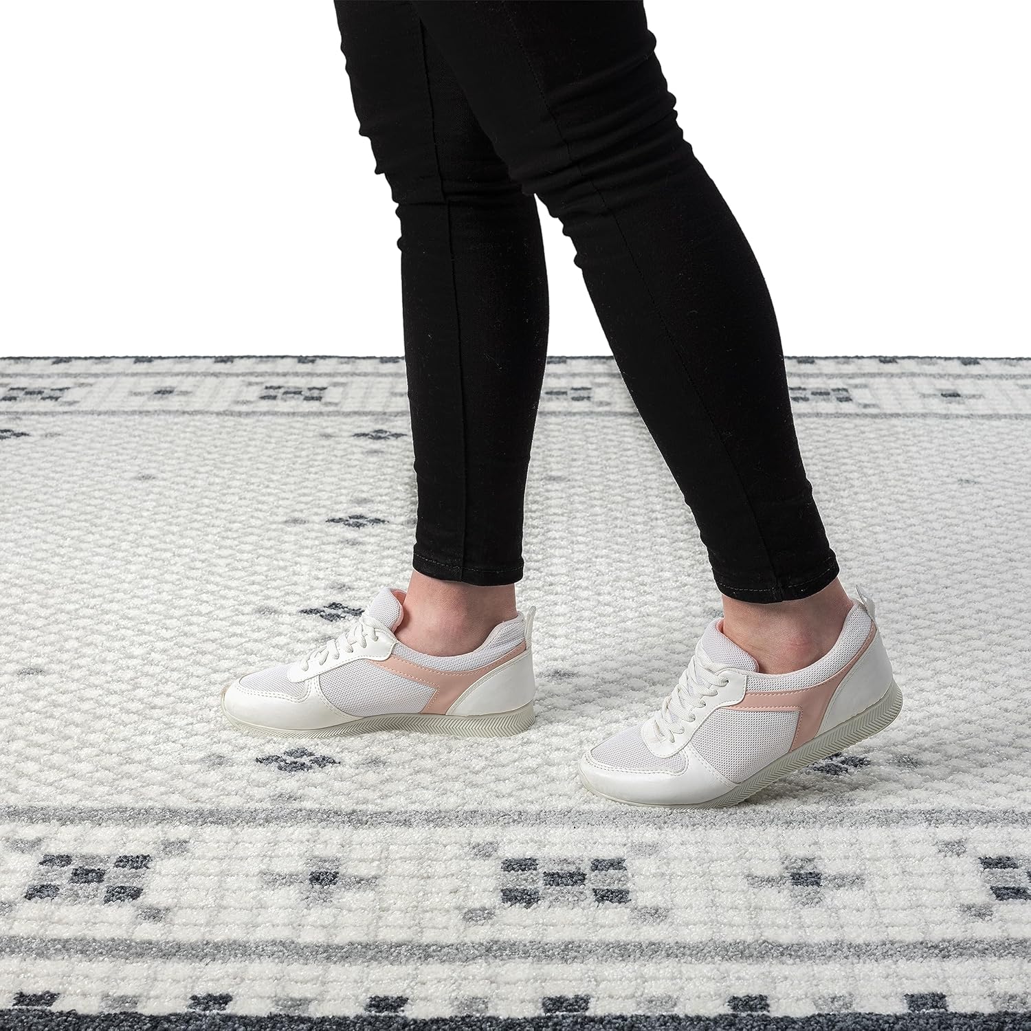 Abani Nuevo Collection – Alfombra de área, diseño moderno de mosaico blanco y negro, 7.9 x 10.2 pies, fácil de limpiar, duradera para niños y