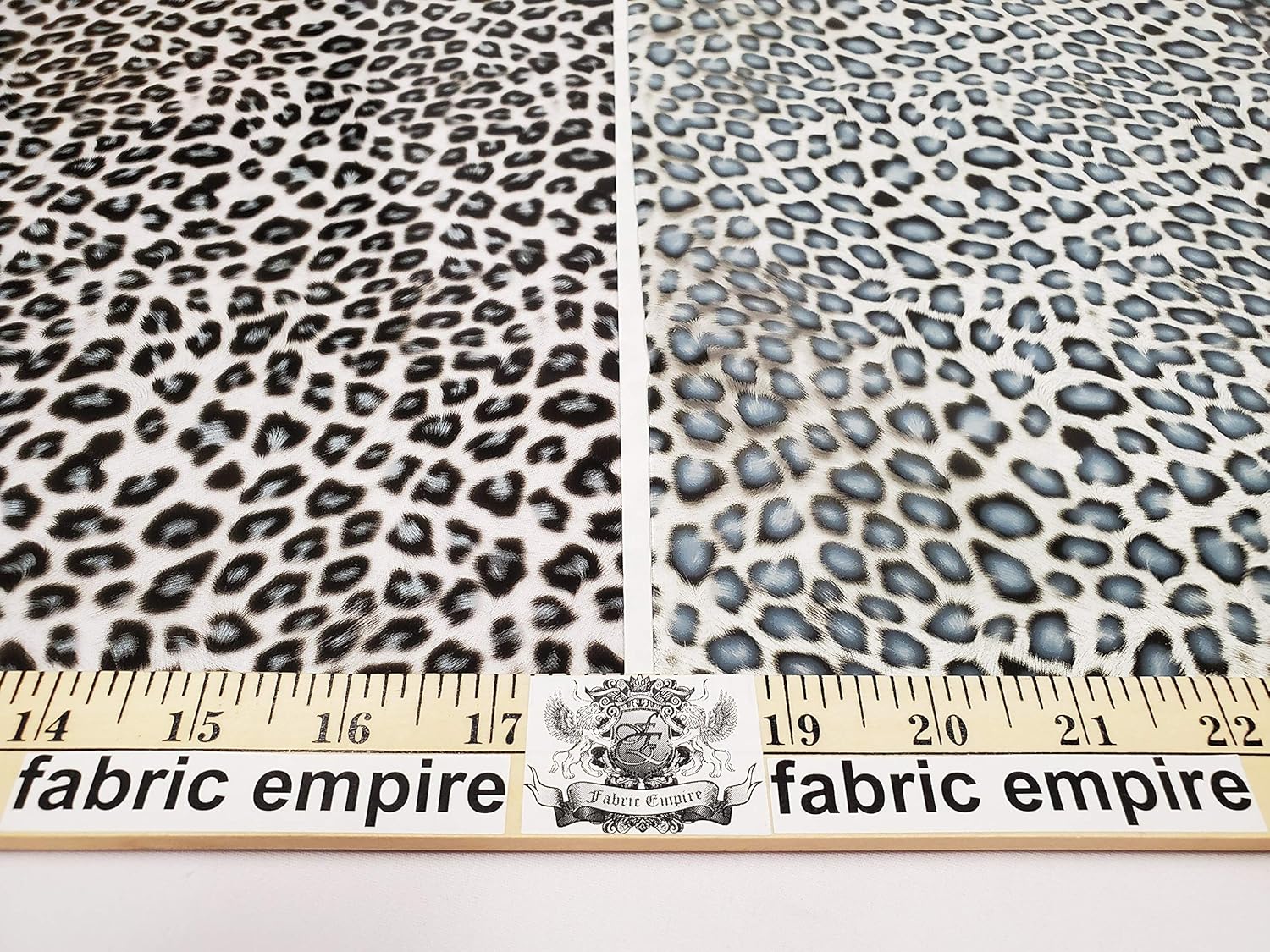 The Yard – Tela de vinilo de plástico transparente con estampado de leopardo y estampado animal, color blanco, calibre 30, 54 pulgadas de ancho,