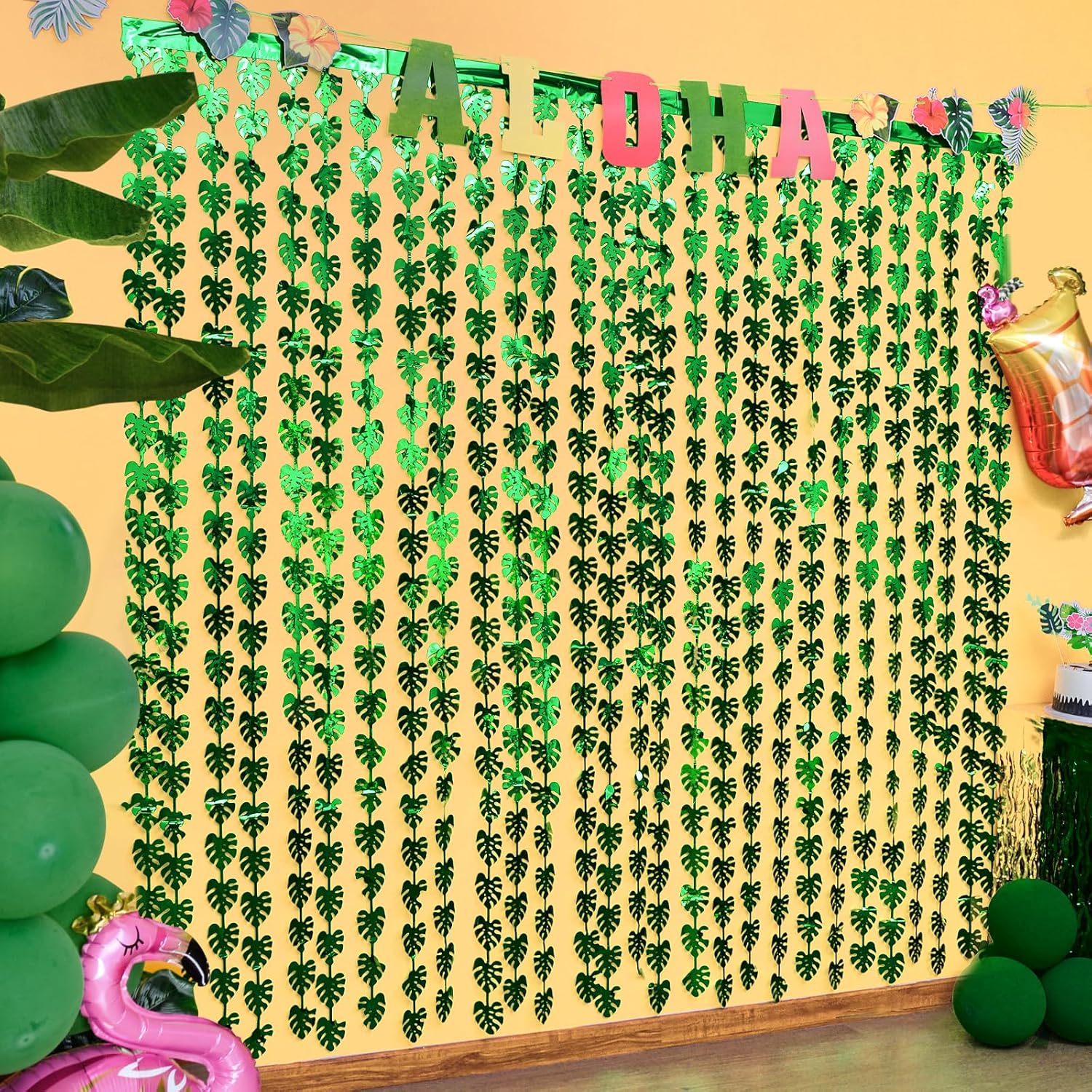 Decoraciones tropicales para fiestas, paquete de 2 unidades, diseño de hojas de palmera tropicales verdes, 3.3 x 6.6 pies, cortinas de flecos de