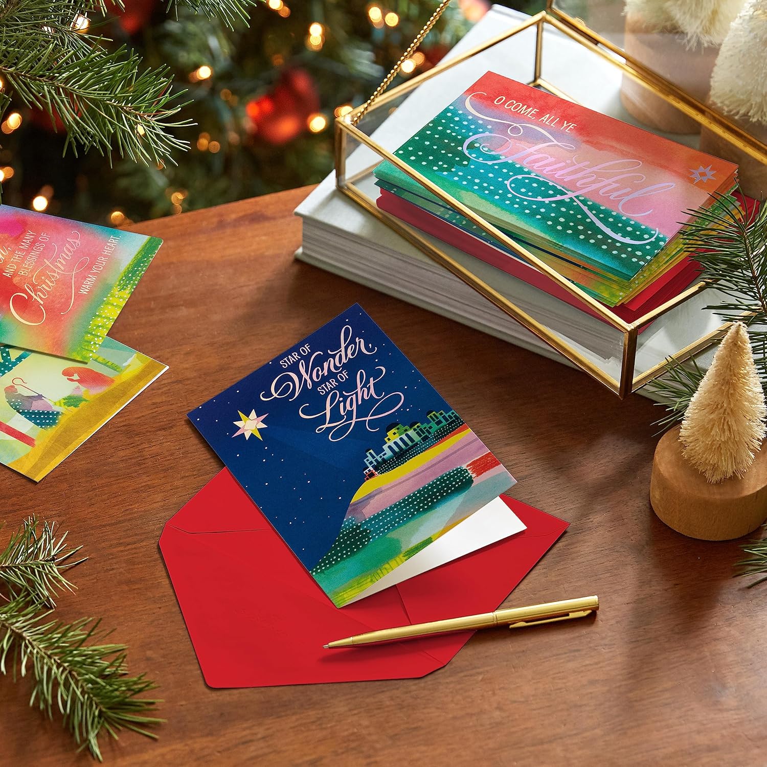 Hallmark – Surtido de tarjetas de Navidad religiosas en caja, Star of Wonder (36 tarjetas y sobres) rosa, azul, amarillo, verde, naranja