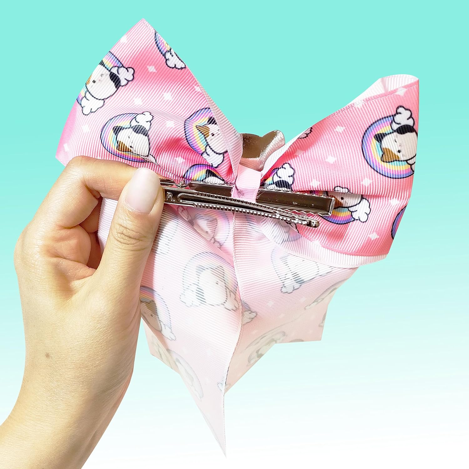 LUV HER Bonitos lazos para el pelo de Squishmallows para niñas, un lazo grande estampado de Squishmallows con un dije con tu personaje favorito,