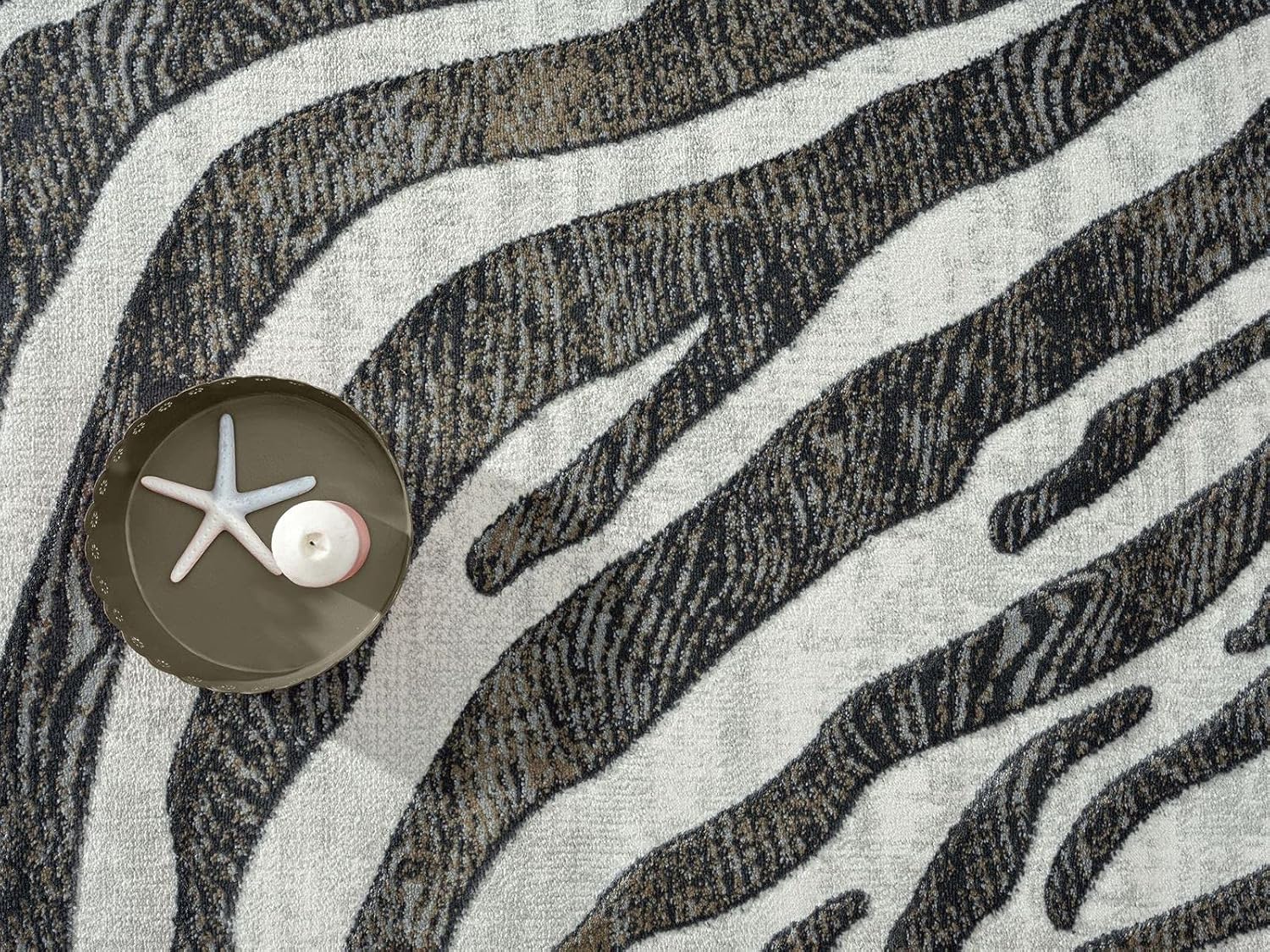 Abani Alfombra contemporánea con patrón de cebra gris y marrón, de 5 pies 3 pulgadas x 7 pies 6 pulgadas, no se desprende, alfombra moderna con