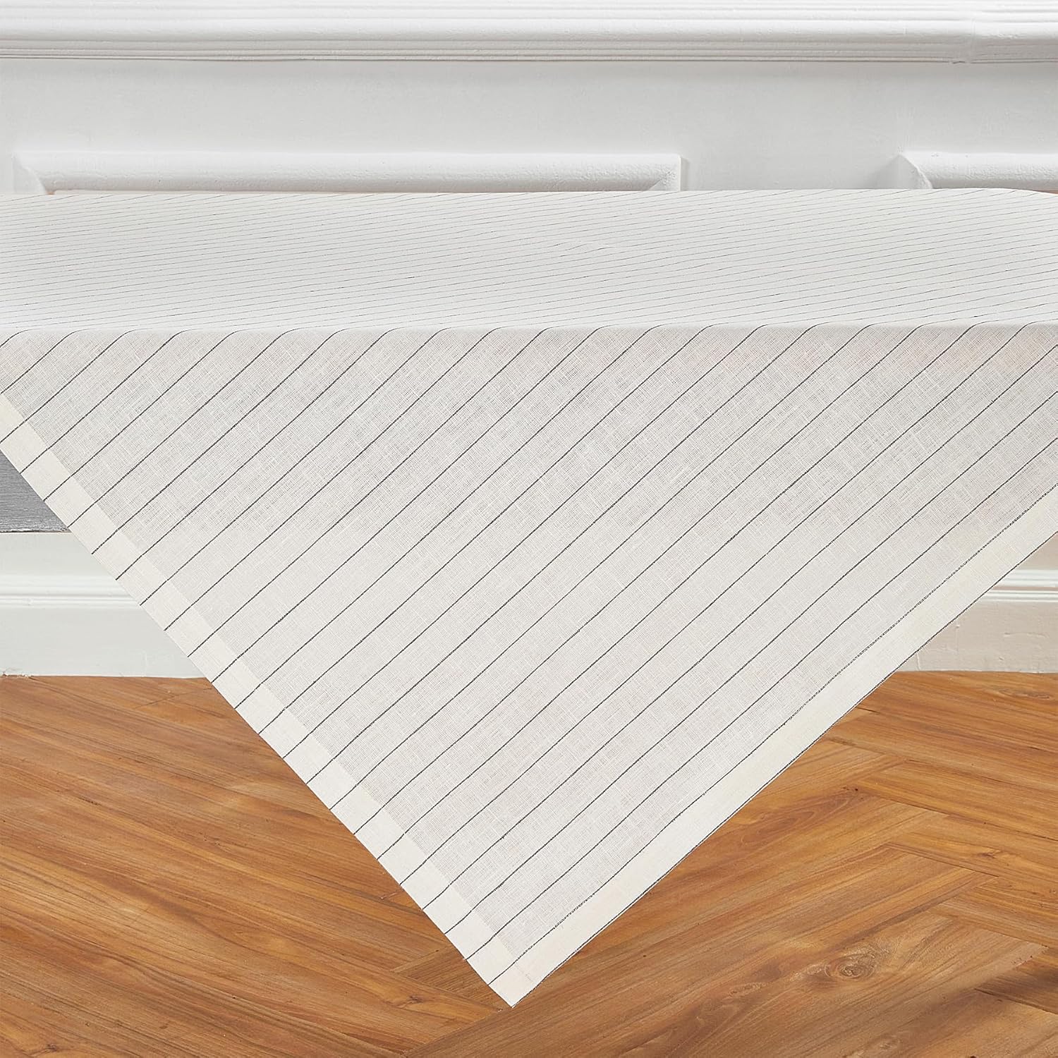 Solino Home Mantel de lino a rayas de 52 x 52 pulgadas, mantel de lino 100% puro marfil y negro, lavable a máquina, manta de comedor de granja
