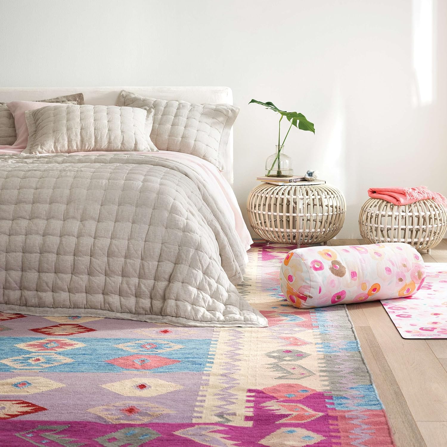 Pine Cone Hill Lush Linen – Funda de almohada natural, tamaño europeo, patrón sólido neutro