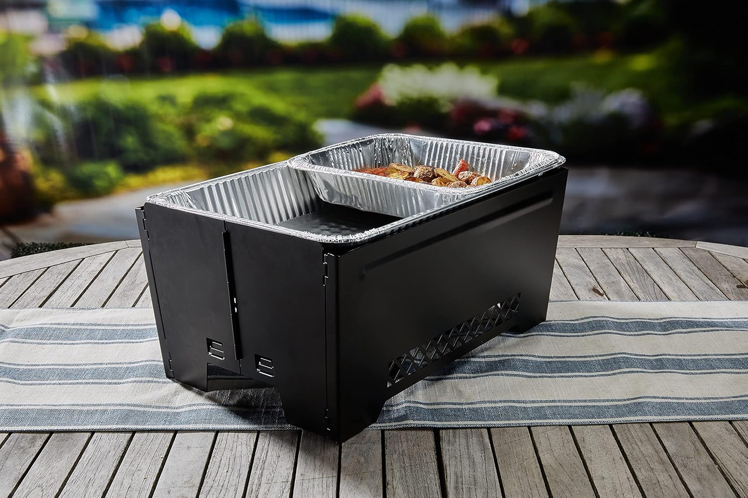 Chef Master 90253 – Soporte para calentador de alimentos, soporte de aluminio y calentador para alimentos, marco plegable resistente al viento, mesa