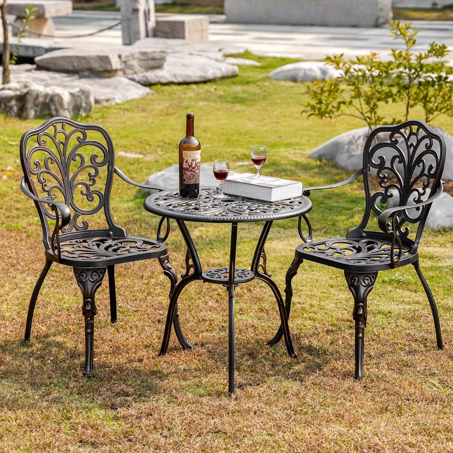 Withniture Bistro – Juego de 3 piezas de mesa y silla de bistró al aire libre, juego de 2 muebles de patio de aluminio fundido con agujero para