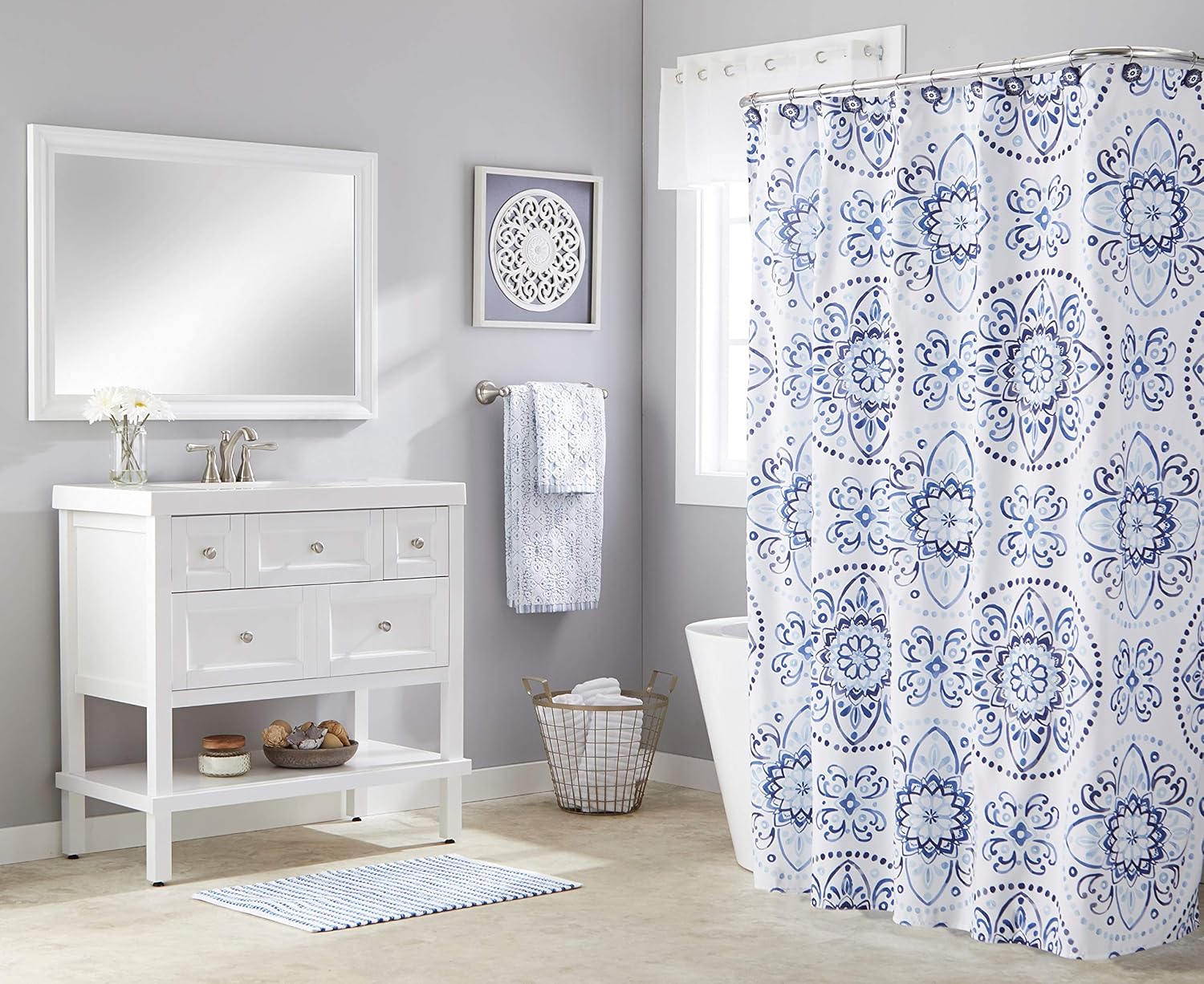 SKL Home by Saturday Knight Ltd. – Toalla de baño Kali, humo 50.00 x 27.00 pulgadas