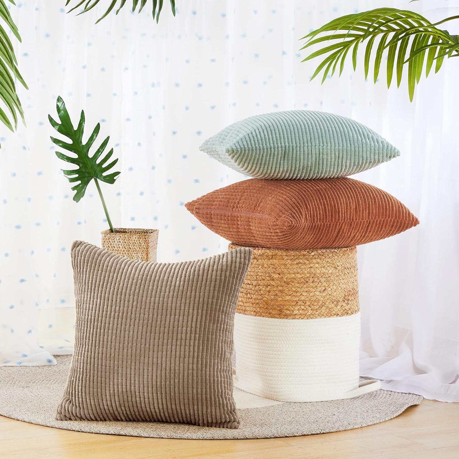 Deconovo – Juego de 2 fundas de cojín de pana, 24 x 24 pulgadas, fundas con patrón de rayas color liso gris pardo, aptas para lavadora, decoración