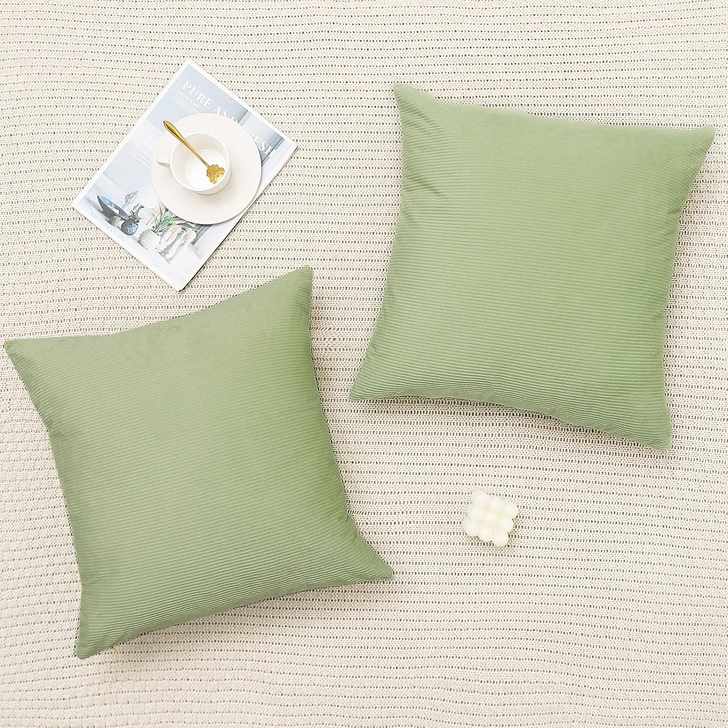 JIAHANNHA Fundas de almohada de terciopelo verde salvia de 18 x 18 pulgadas, paquete de 2 fundas cuadradas decorativas suaves a rayas para sofá,