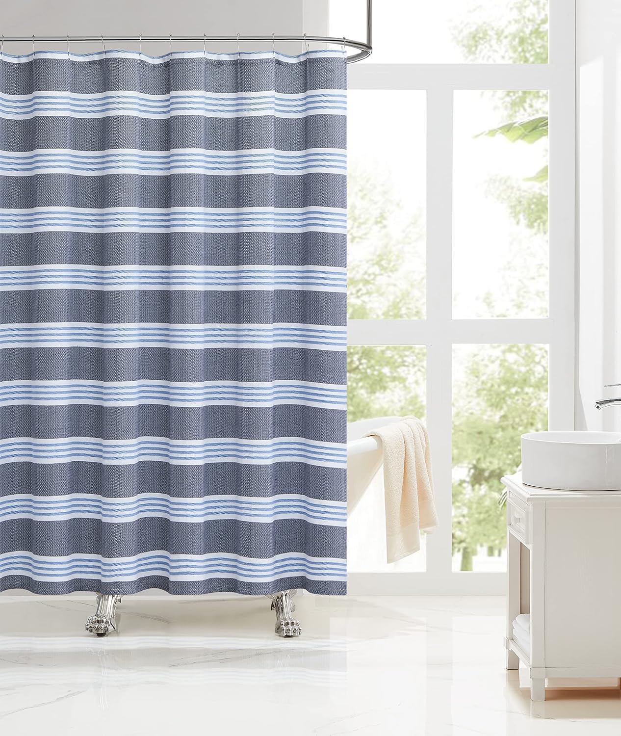 Laura Ashley – Cortina de ducha tejida a rayas  Elegante decoración de baño  Lavable a máquina  Mide 72 x 72 pulgadas  Mezcla de algodón  Azul