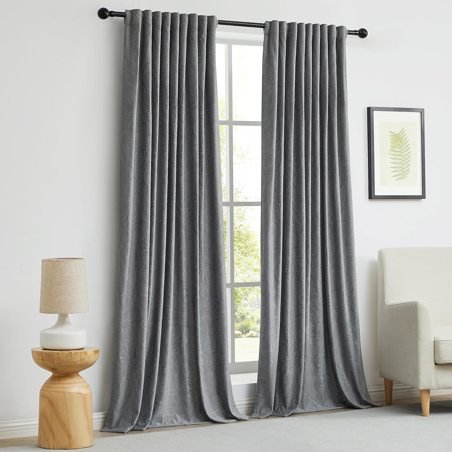 GIGIZAZA Cortinas de terciopelo gris de 96 pulgadas de largo para sala de estar, 2 paneles de cortinas bohemias de lujo con estampado de flores en