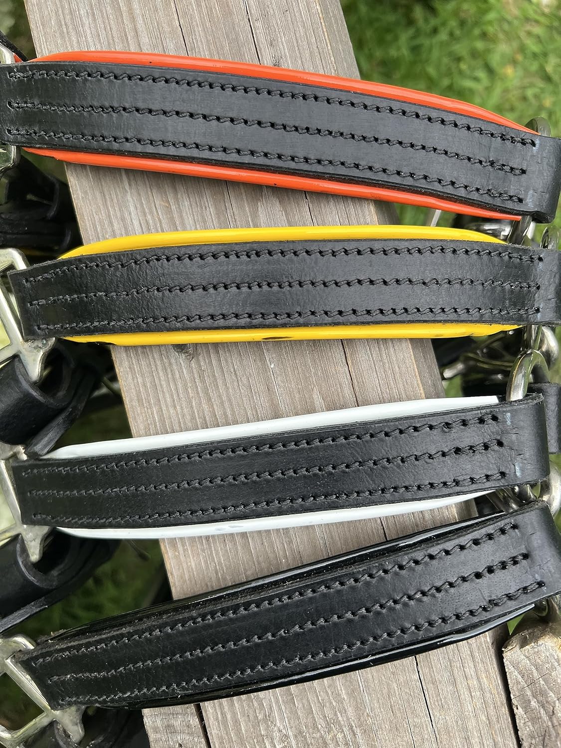 Leaders – Cabestro de cuero para caballos con placa de nombre grabada personalizada, cabestro para caballo con ribete de cuero