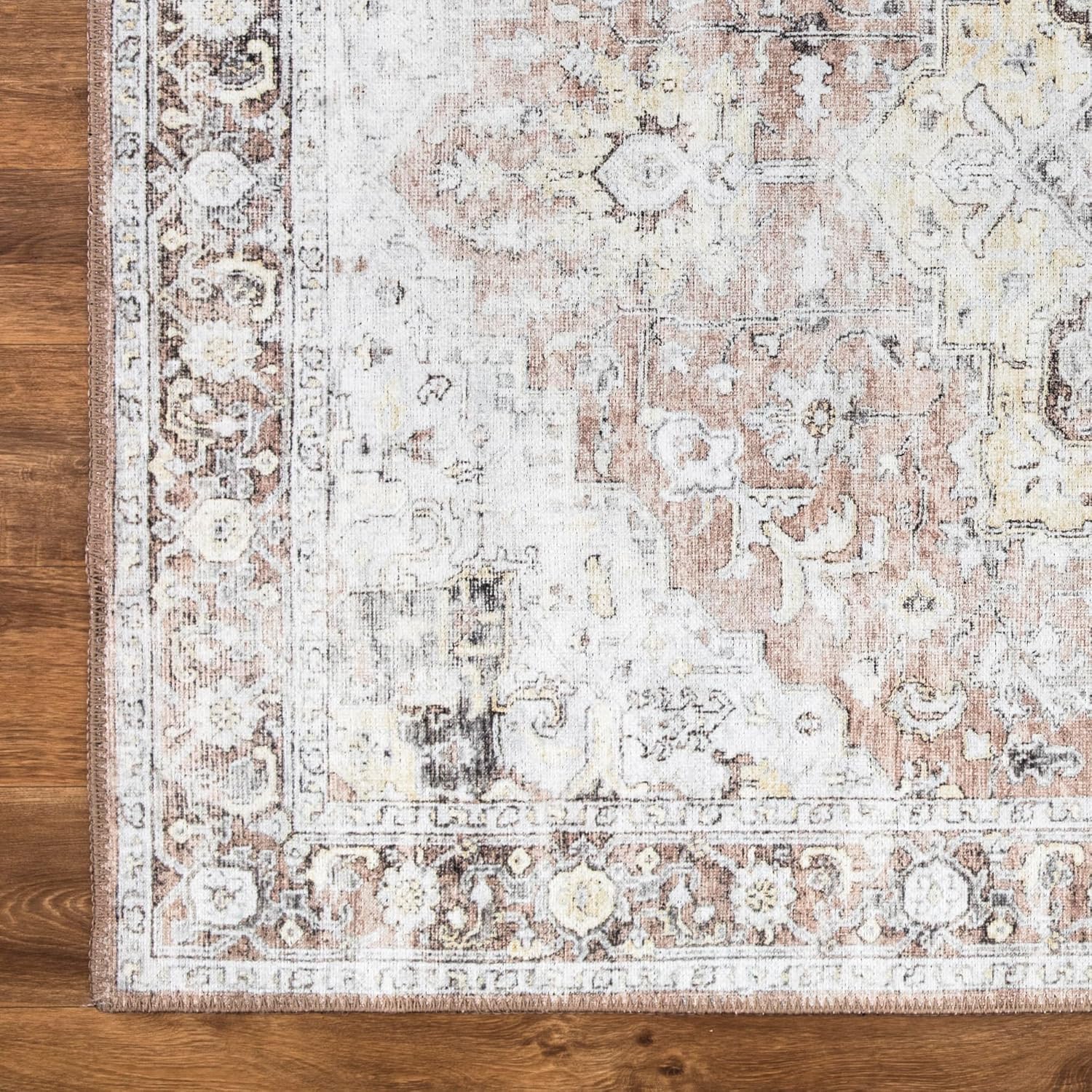 Bloom Rugs Alfombra lavable antideslizante de 4 x 6 pies  Alfombra tradicional de medallón color rubor y beige para sala de estar, dormitorio,