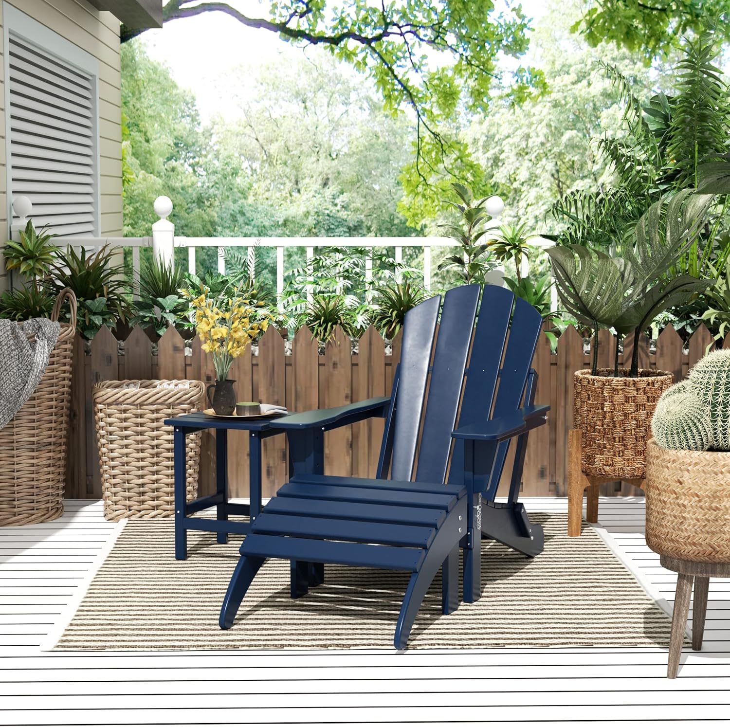 WestinTrends Malibu – Sillas de salón para exteriores, juego de 3 sillas Adirondack con otomana y mesa auxiliar, silla plegable de madera de